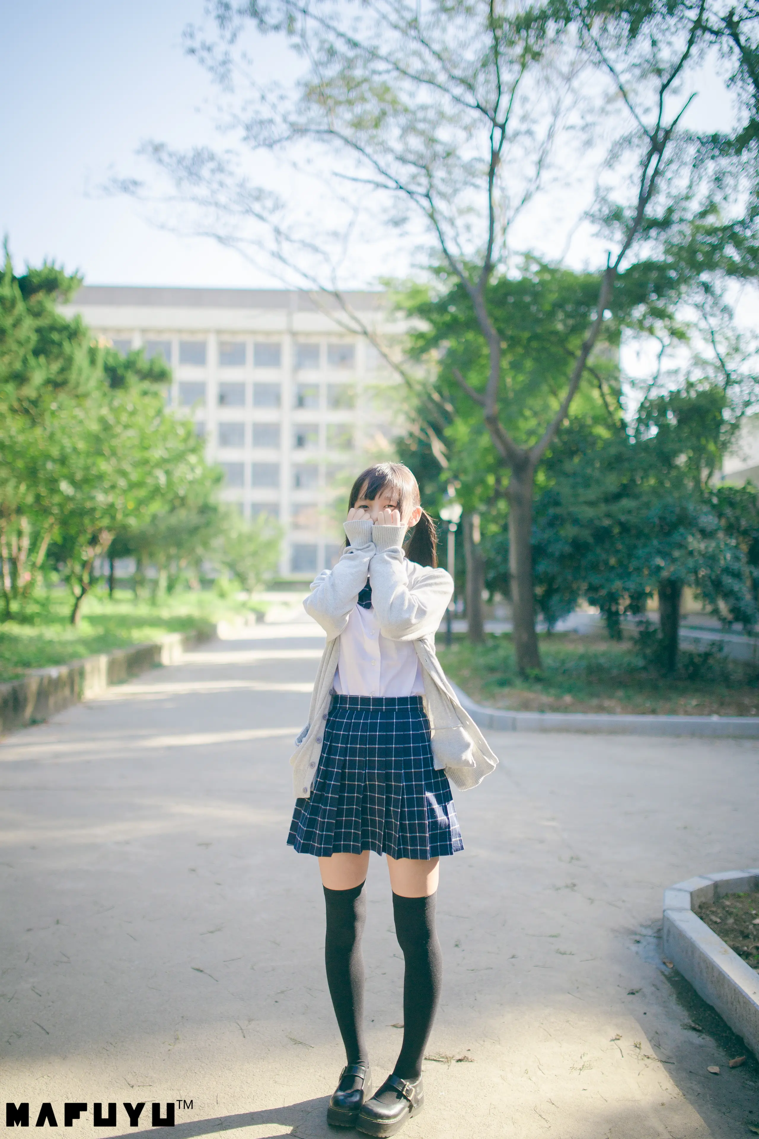 神楽坂真冬 JK系列1 [79P]