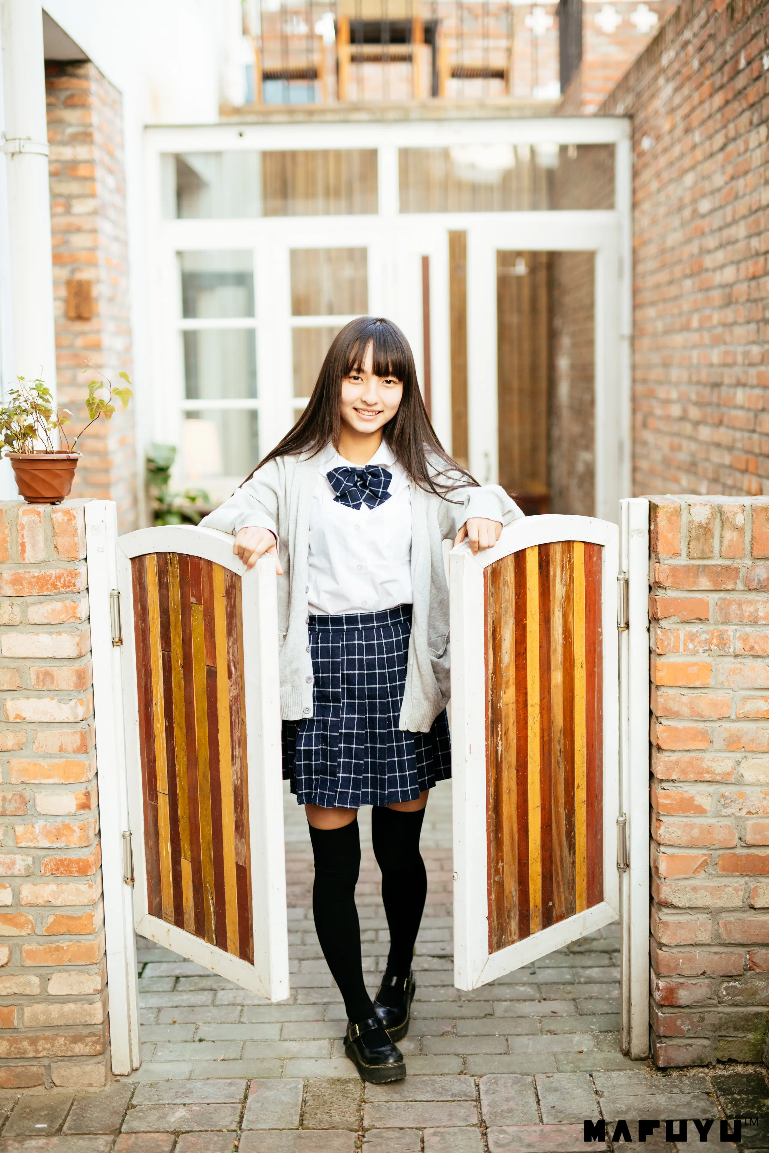 神楽坂真冬 JK系列2 [47P]