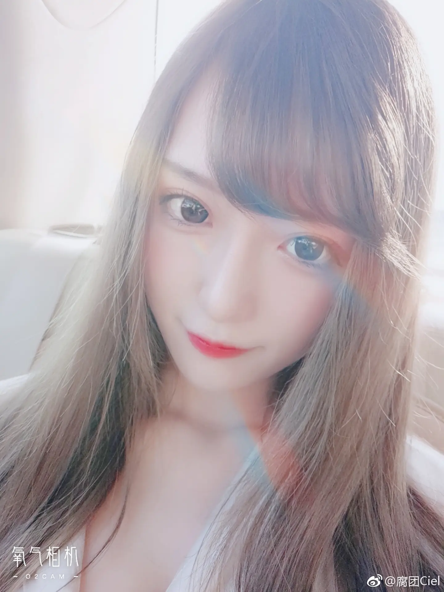 腐团儿 相机自拍照 [9P]