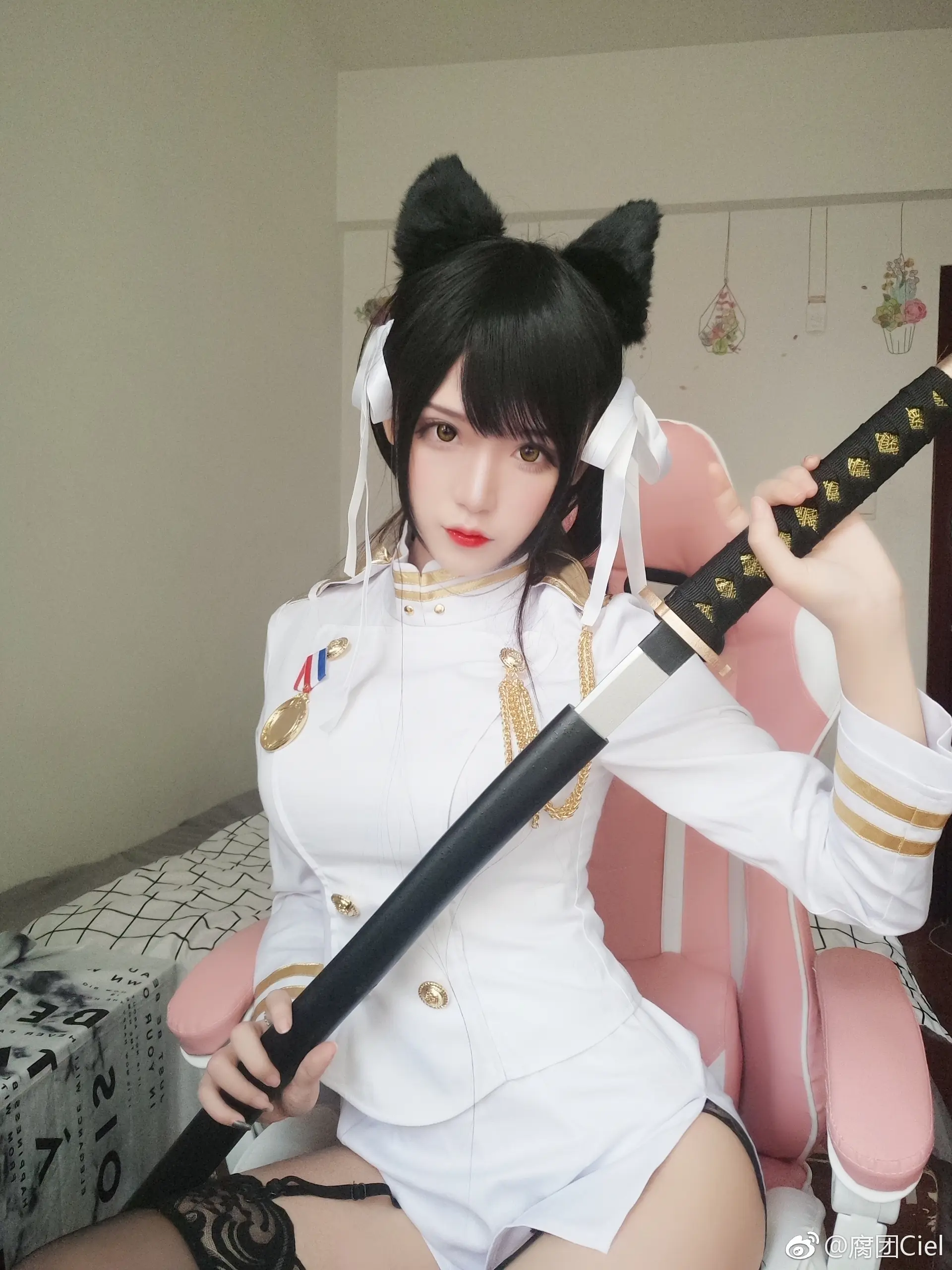 腐团儿 碧蓝航线 “指挥官~累了吗 让姐姐来好好照顾你吧~ [18P]