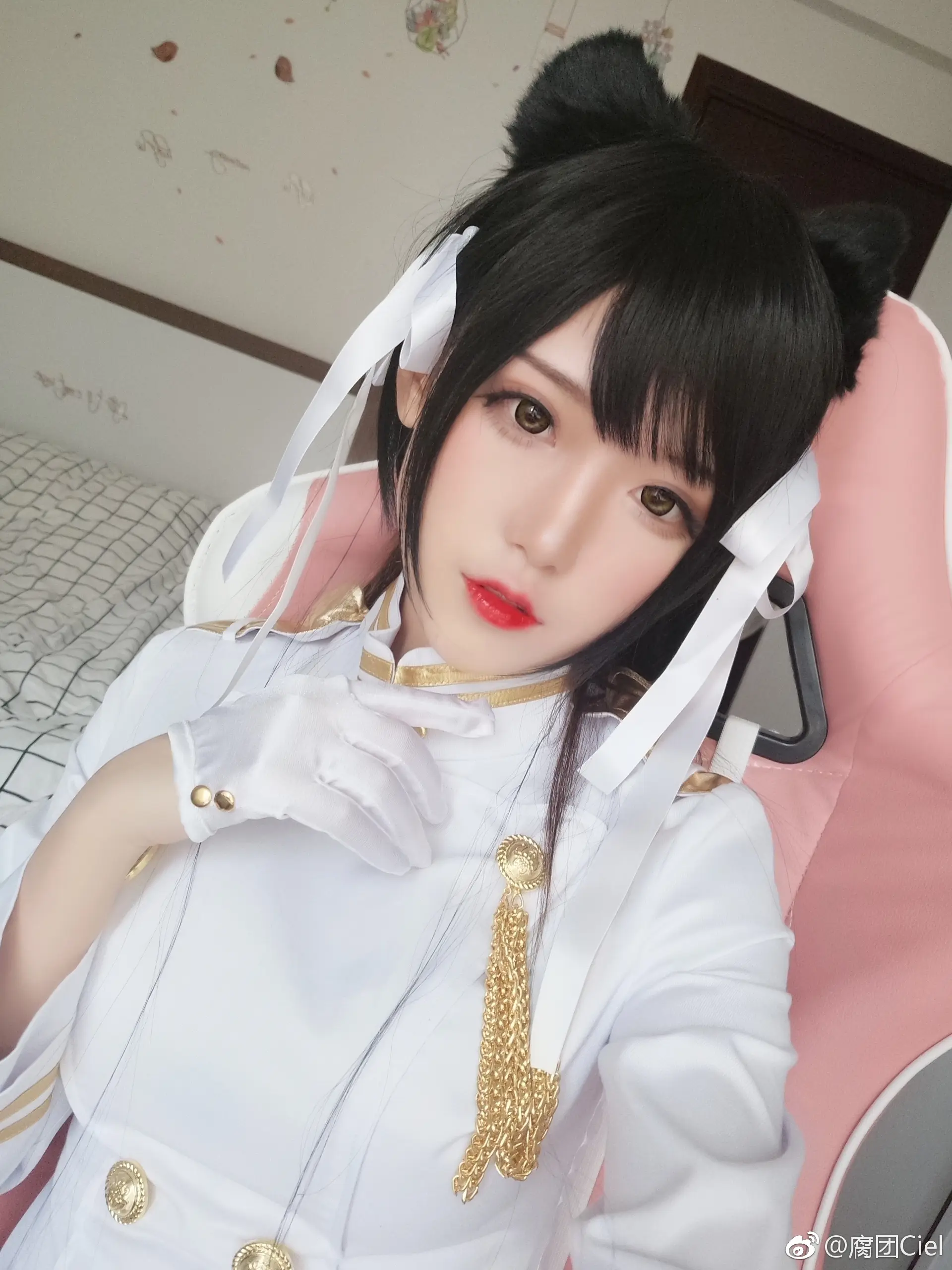 腐团儿 碧蓝航线 “指挥官~累了吗 让姐姐来好好照顾你吧~ [18P]