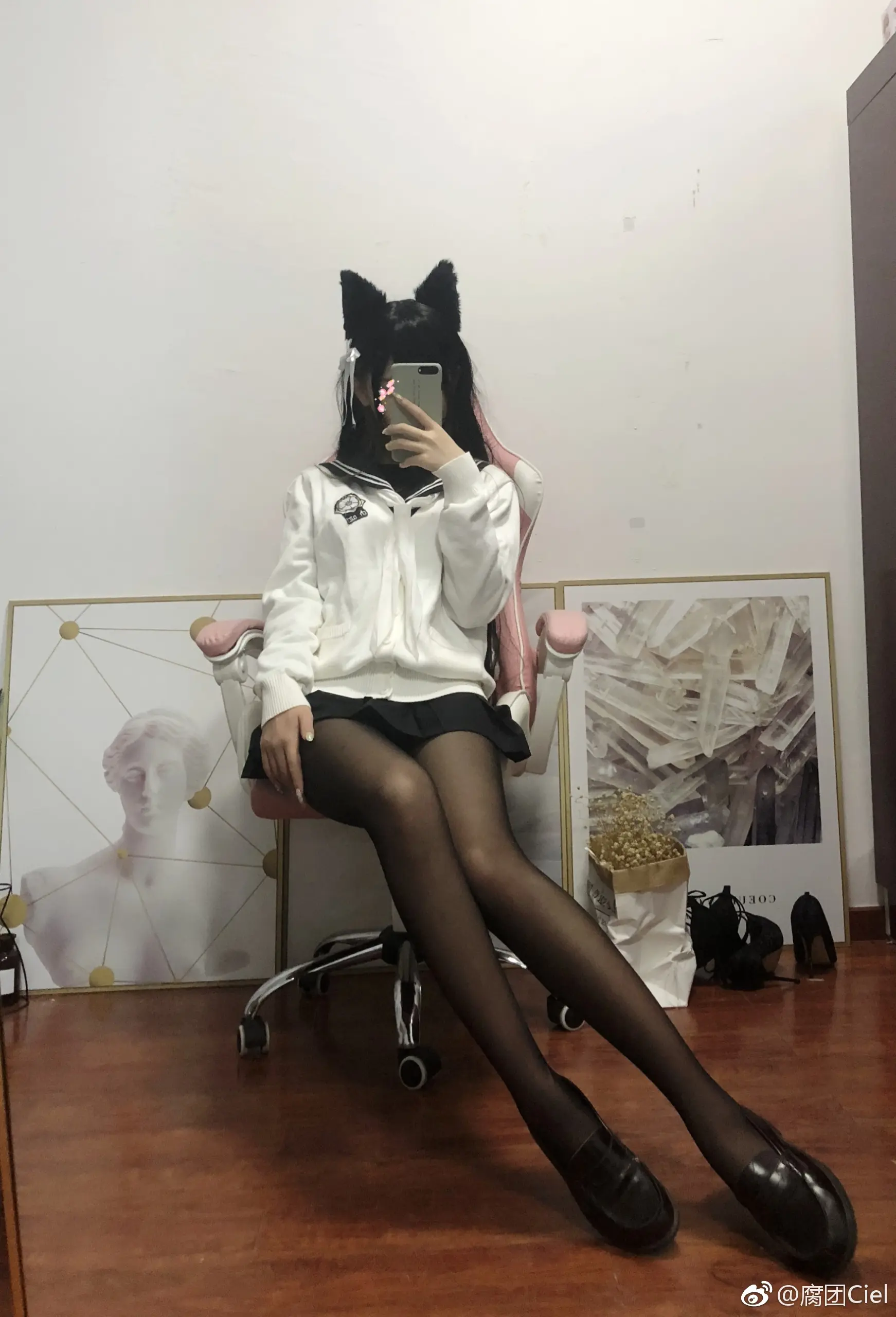 腐团儿 碧蓝航线 “指挥官~累了吗 让姐姐来好好照顾你吧~ [18P]