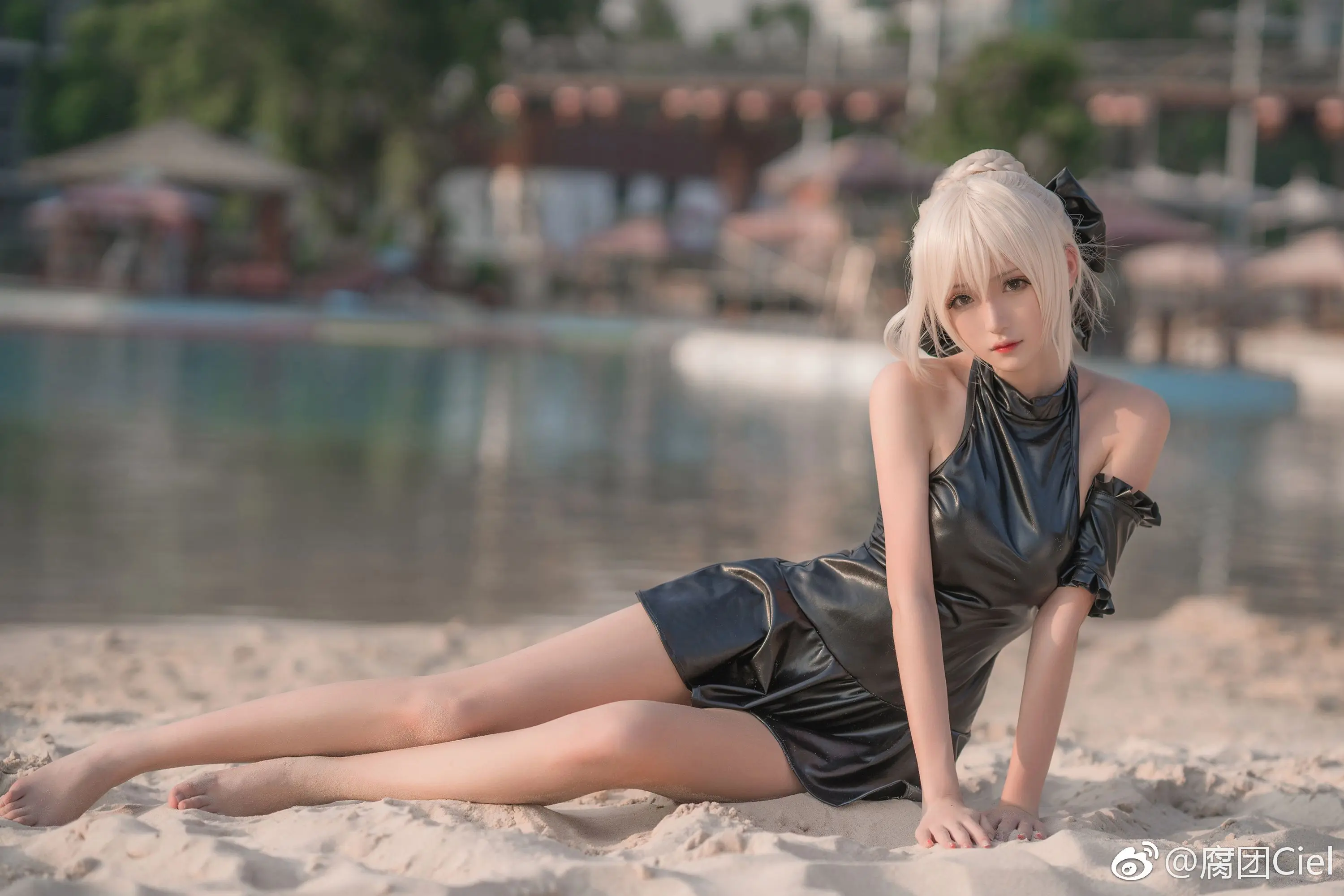 腐团儿 黑泳装_阿尔托莉雅 [21P]