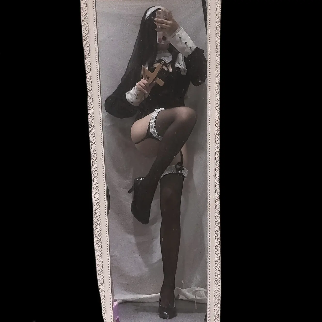 蜜汁猫裘 修女 [25P]