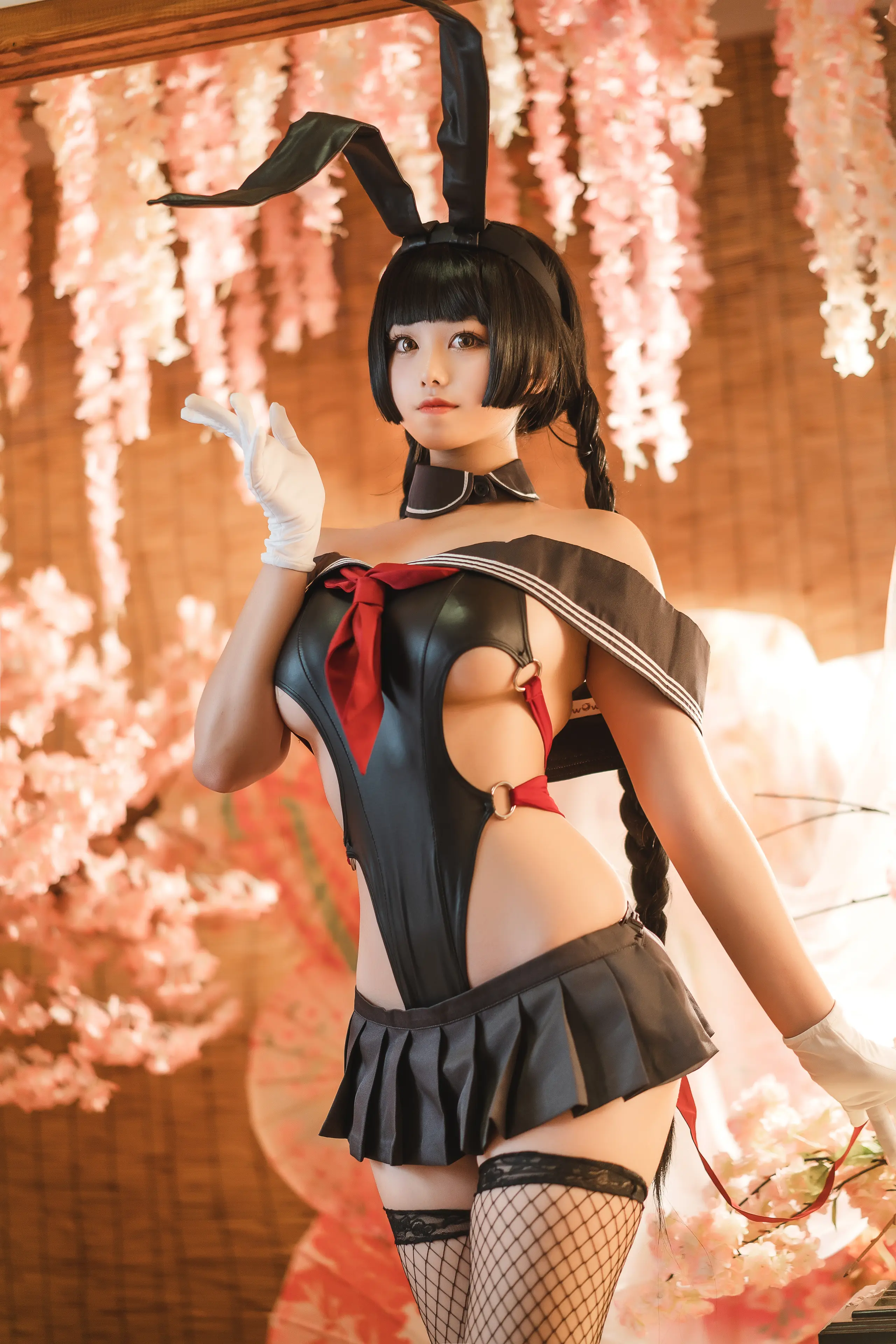 蜜汁猫裘 卯月桃子 [50P]