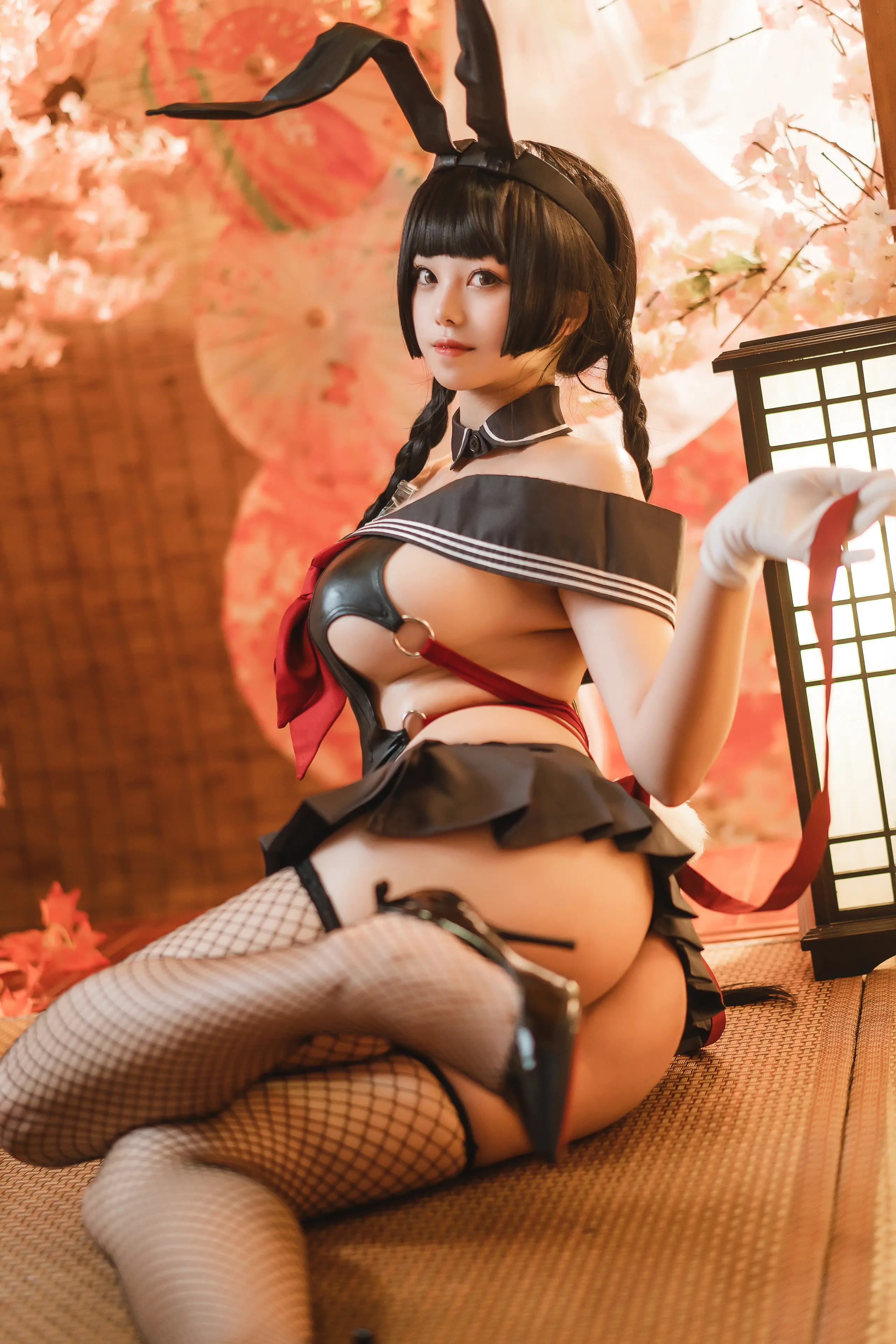 蜜汁猫裘 卯月桃子 [50P]