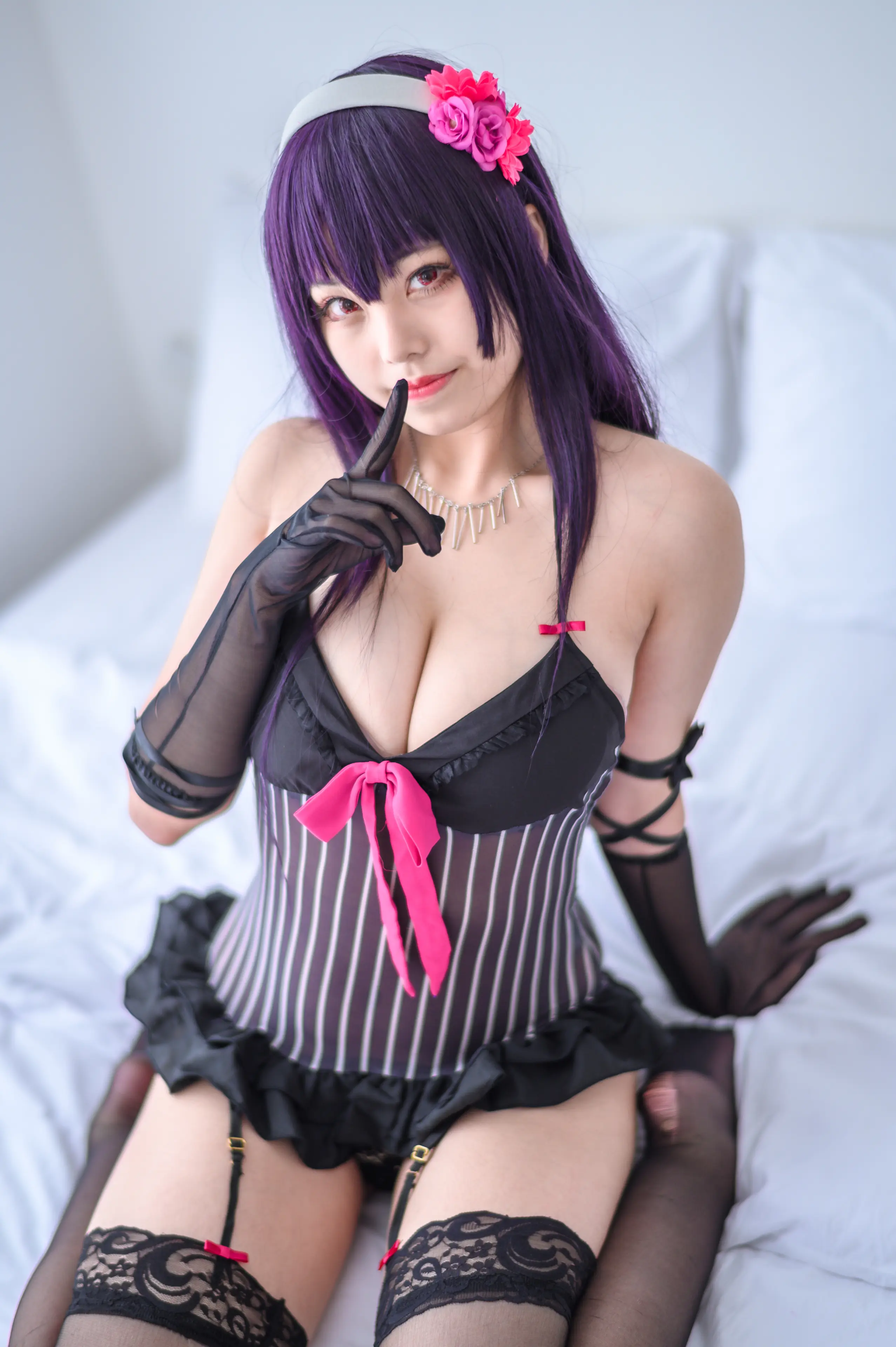 蜜汁猫裘 学姐内衣 [49P]