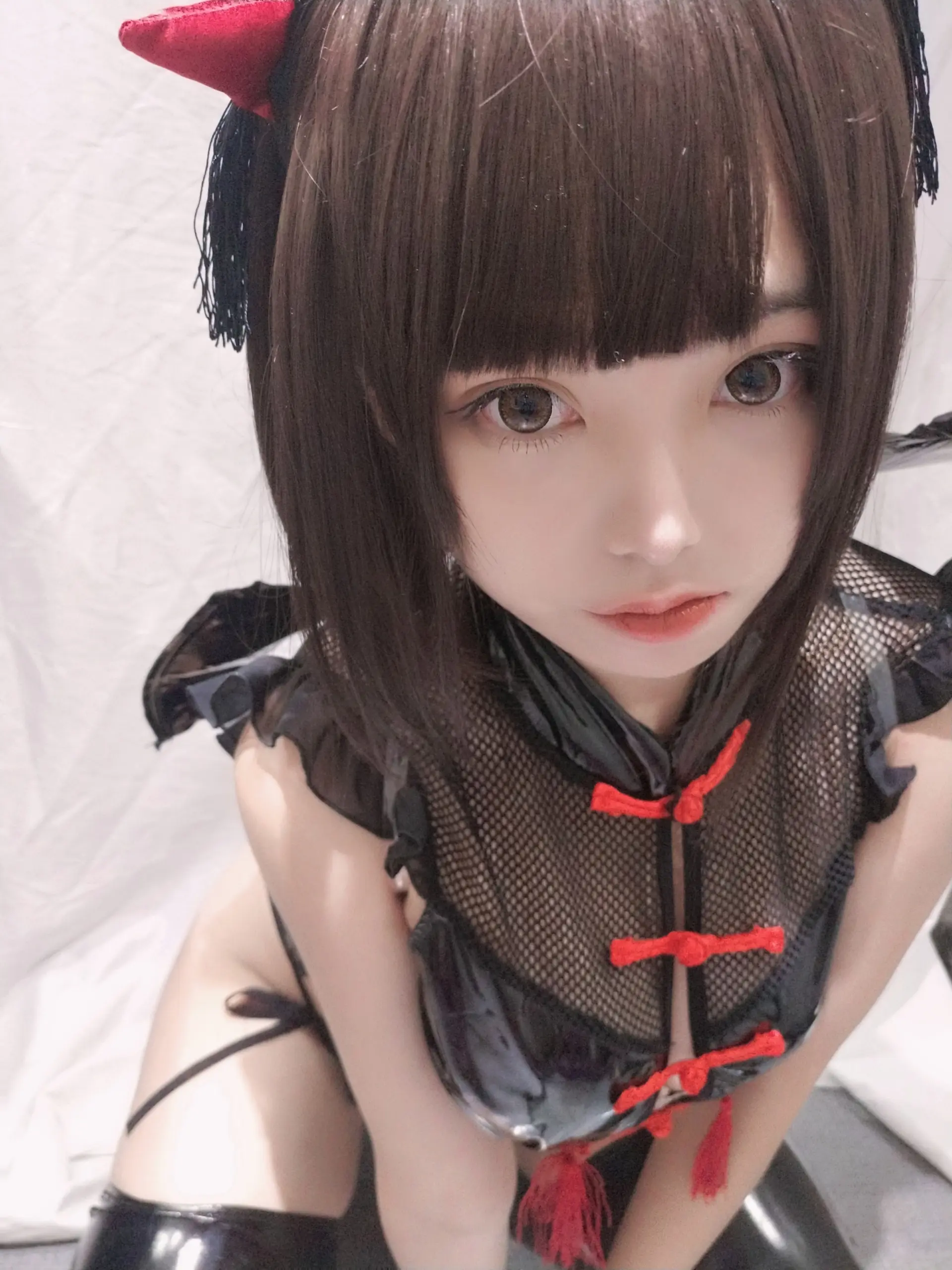 蜜汁猫裘 小恶魔自拍 [28P]