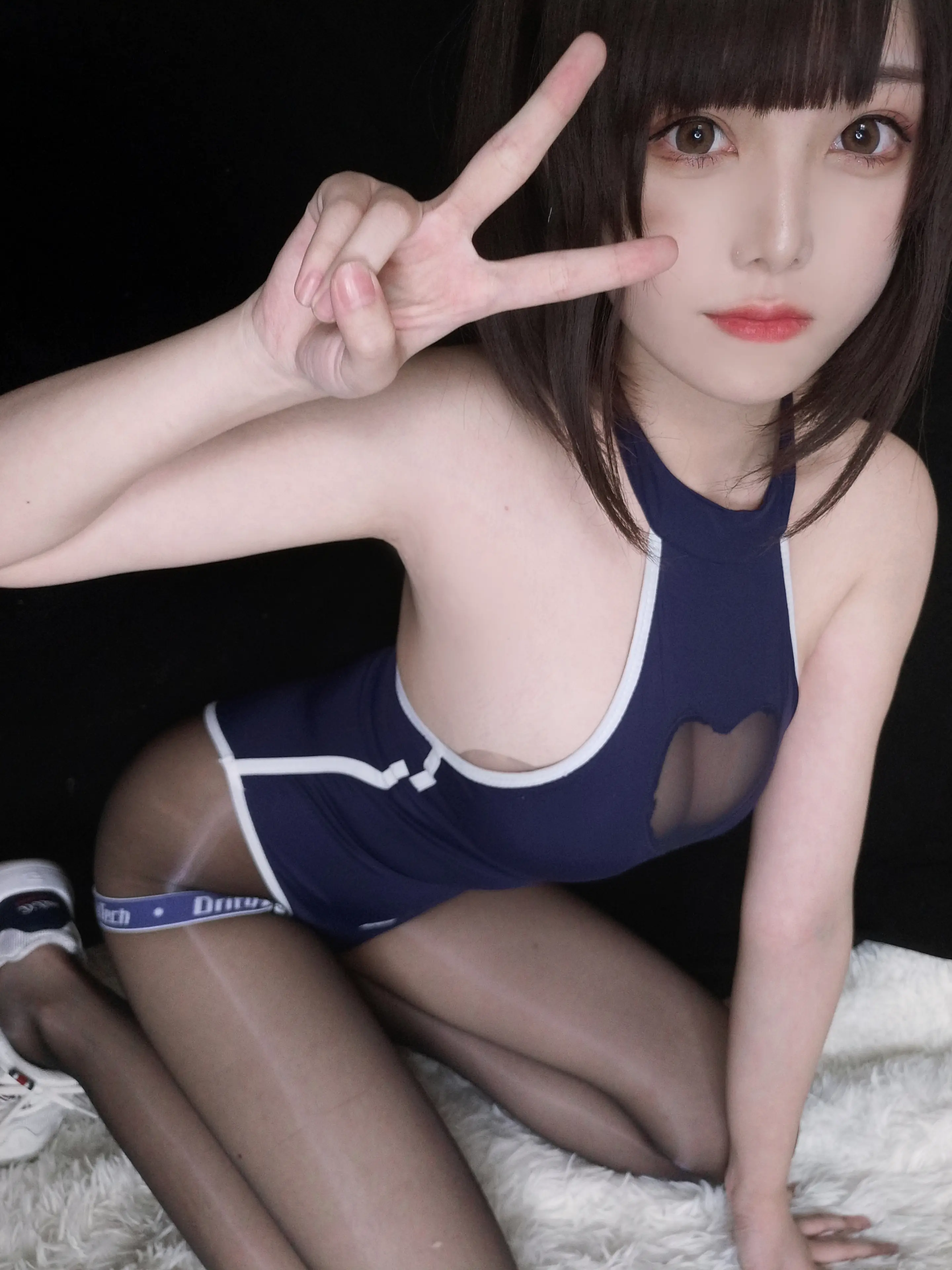 蜜汁猫裘 水着 [34P]