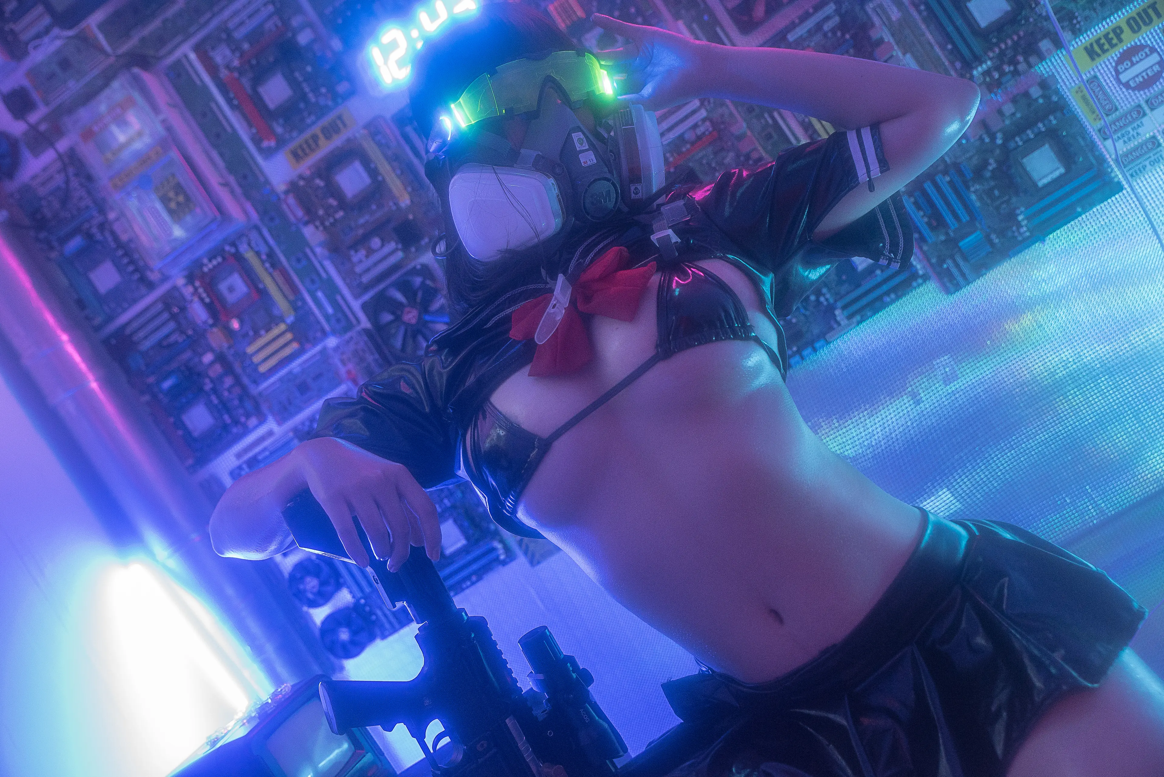 蜜汁猫裘 漆皮JK [17P]