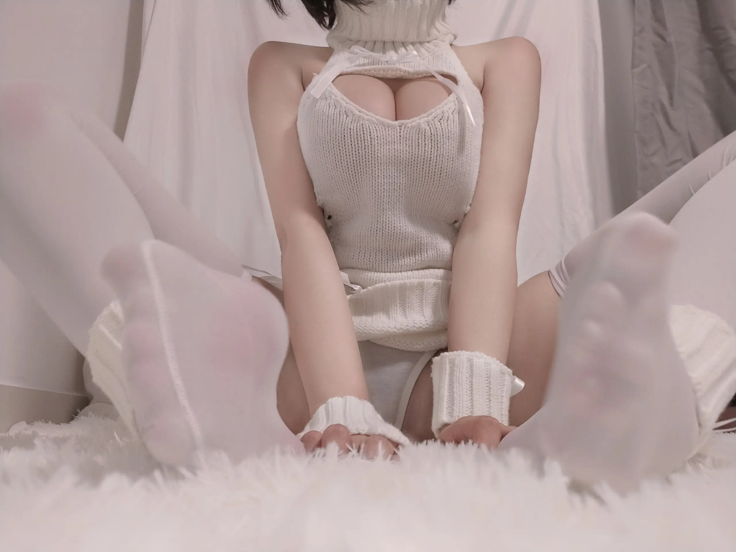 蜜汁猫裘 白丝毛衣 [40P]