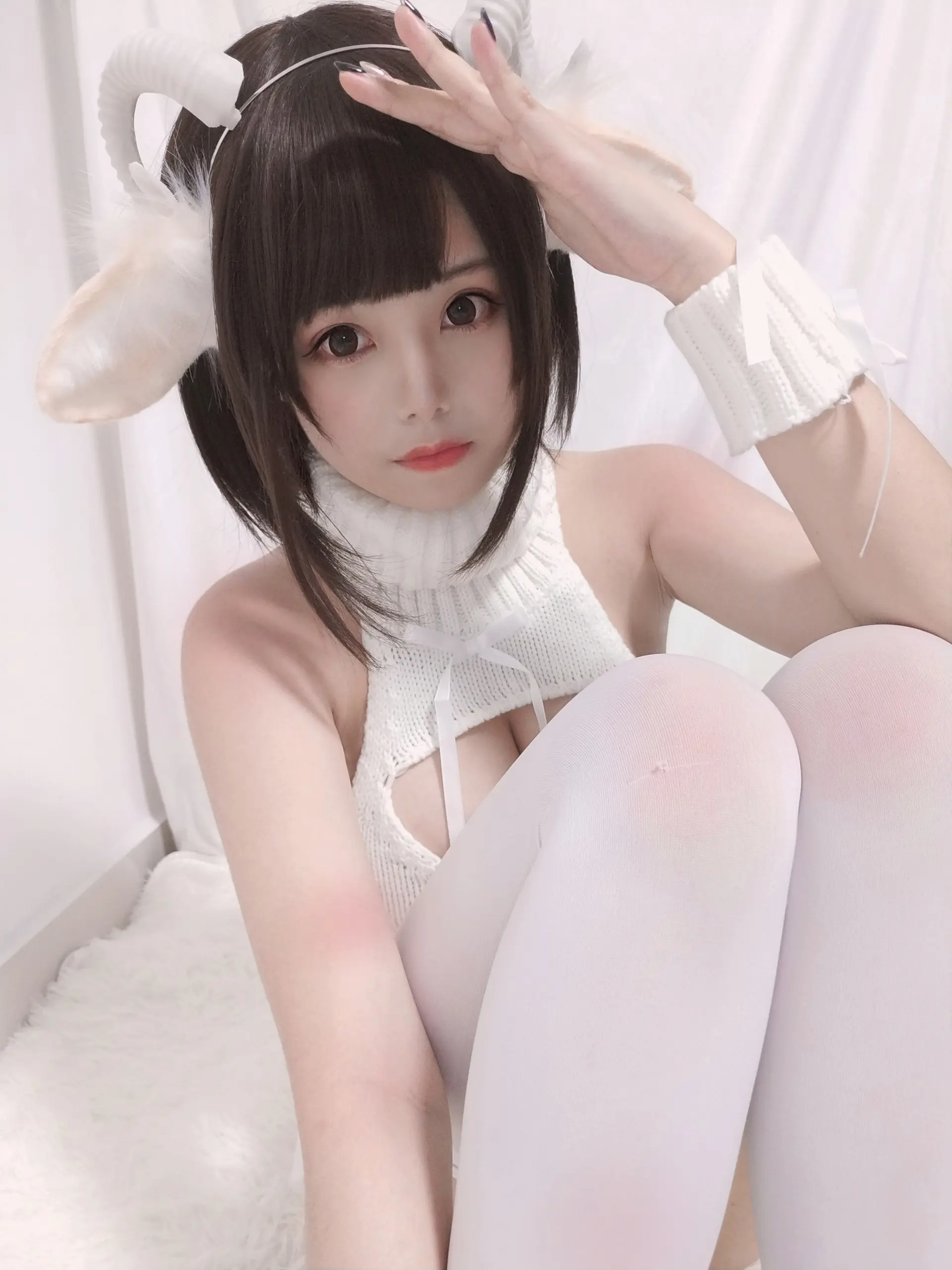 蜜汁猫裘 白丝毛衣 [40P]