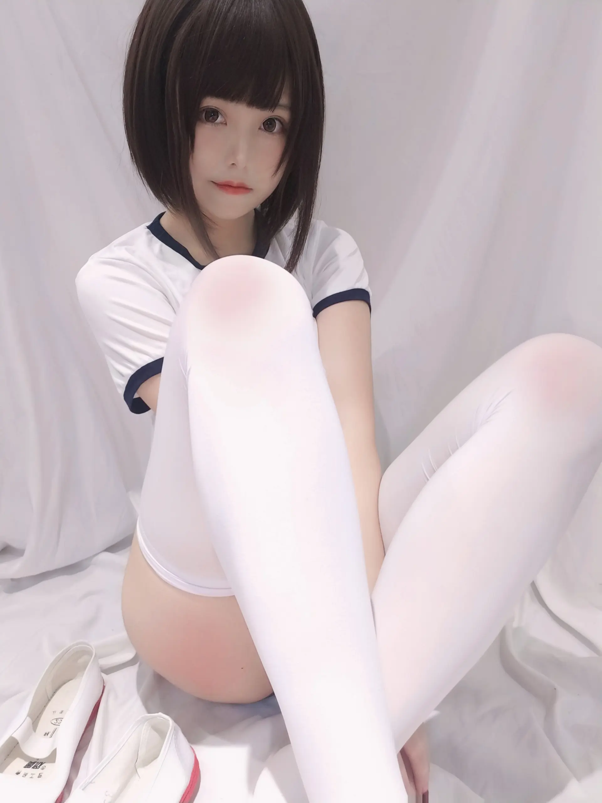 蜜汁猫裘 白色体操服 [31P]