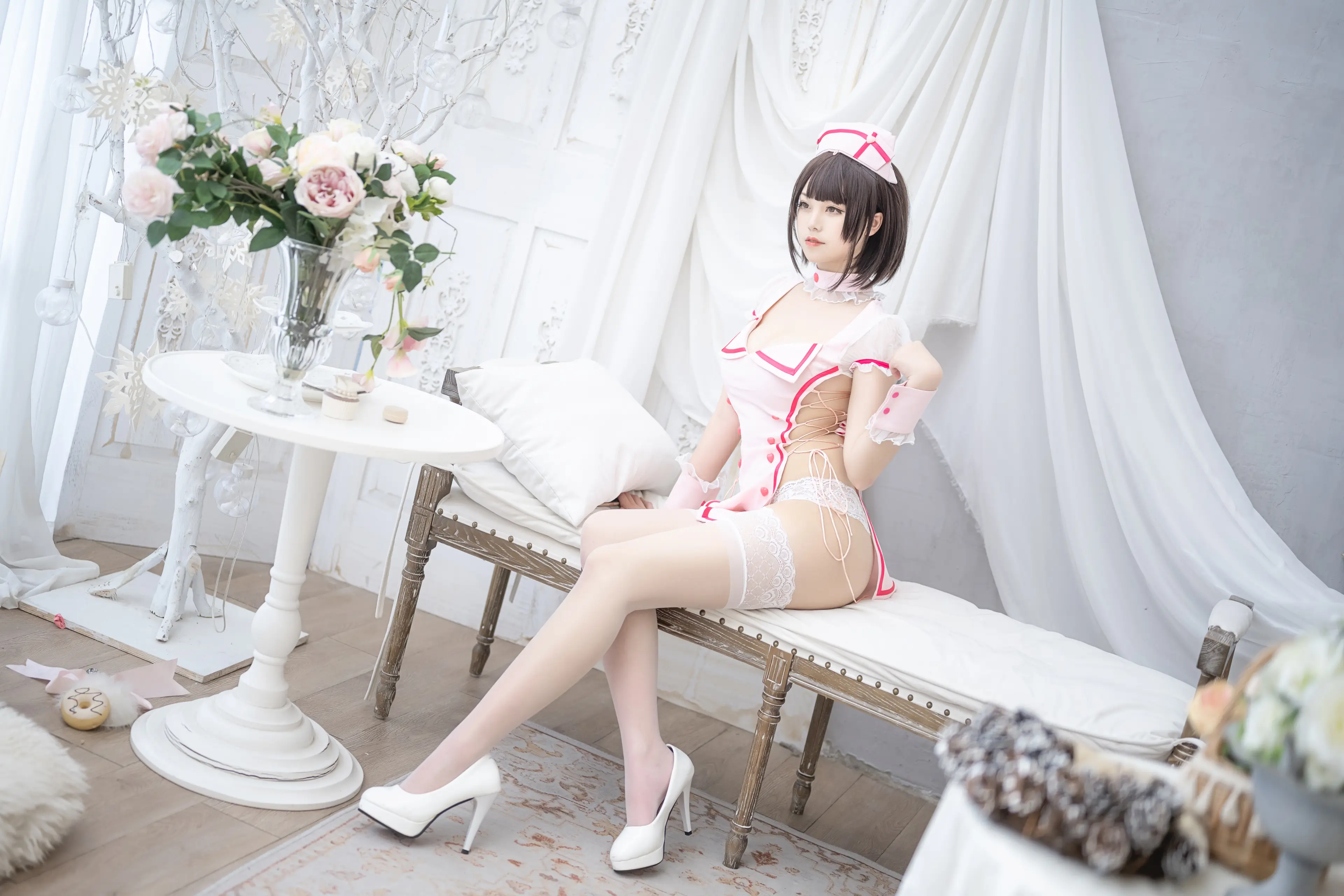 蜜汁猫裘 粉色小护士 [61P]