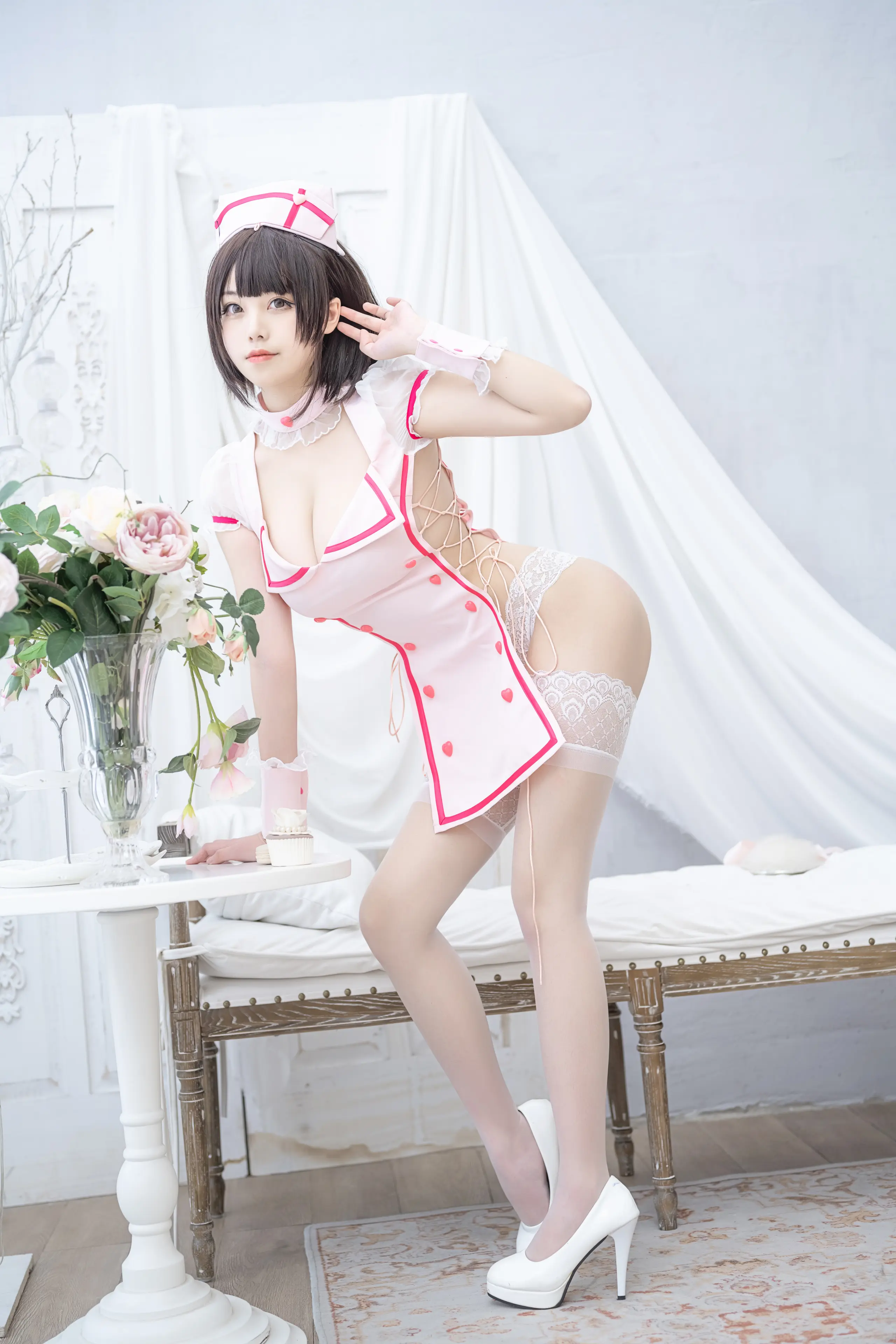 蜜汁猫裘 粉色小护士 [61P]