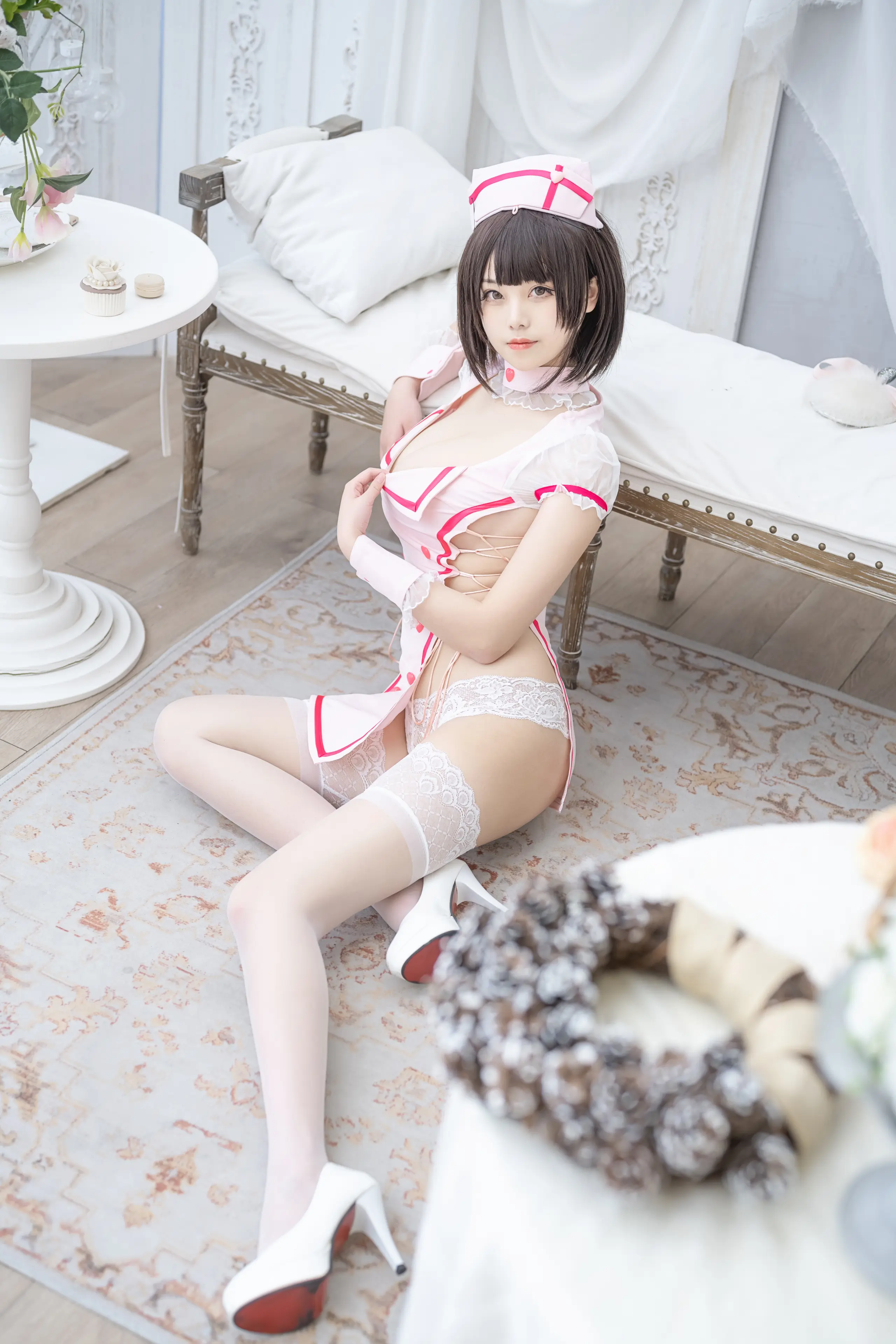 蜜汁猫裘 粉色小护士 [61P]