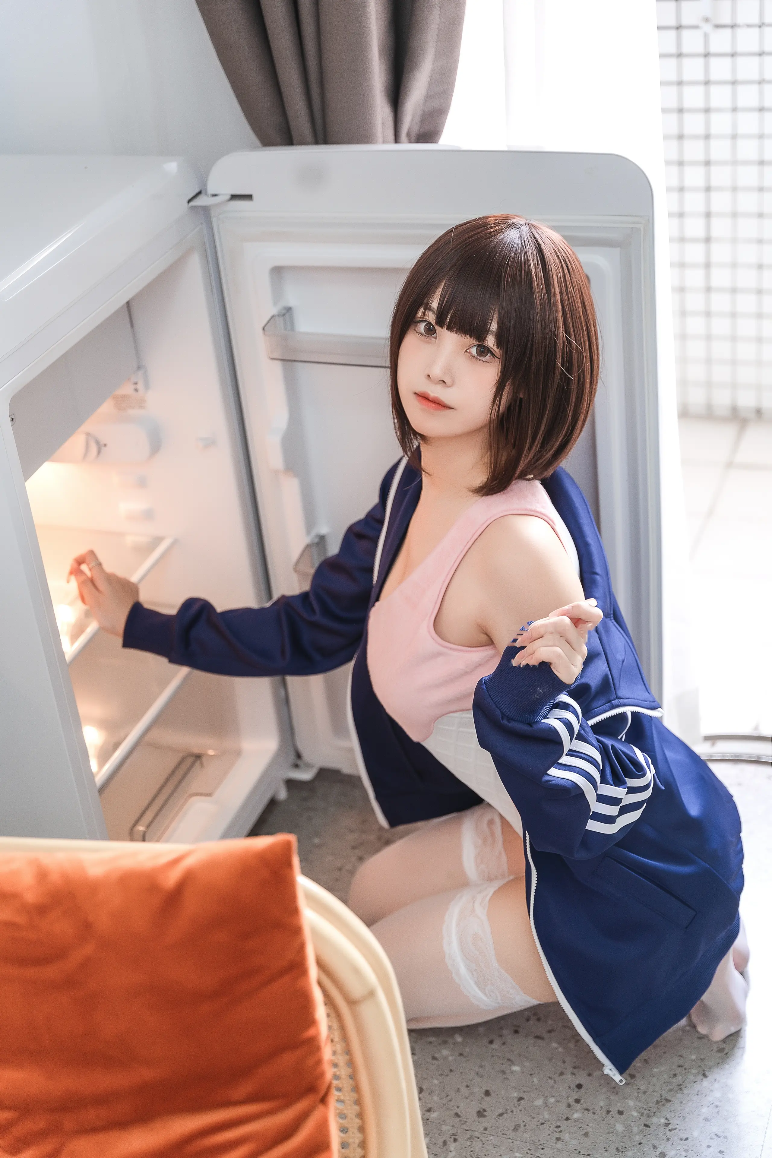 蜜汁猫裘 粉色泳装 [36P]