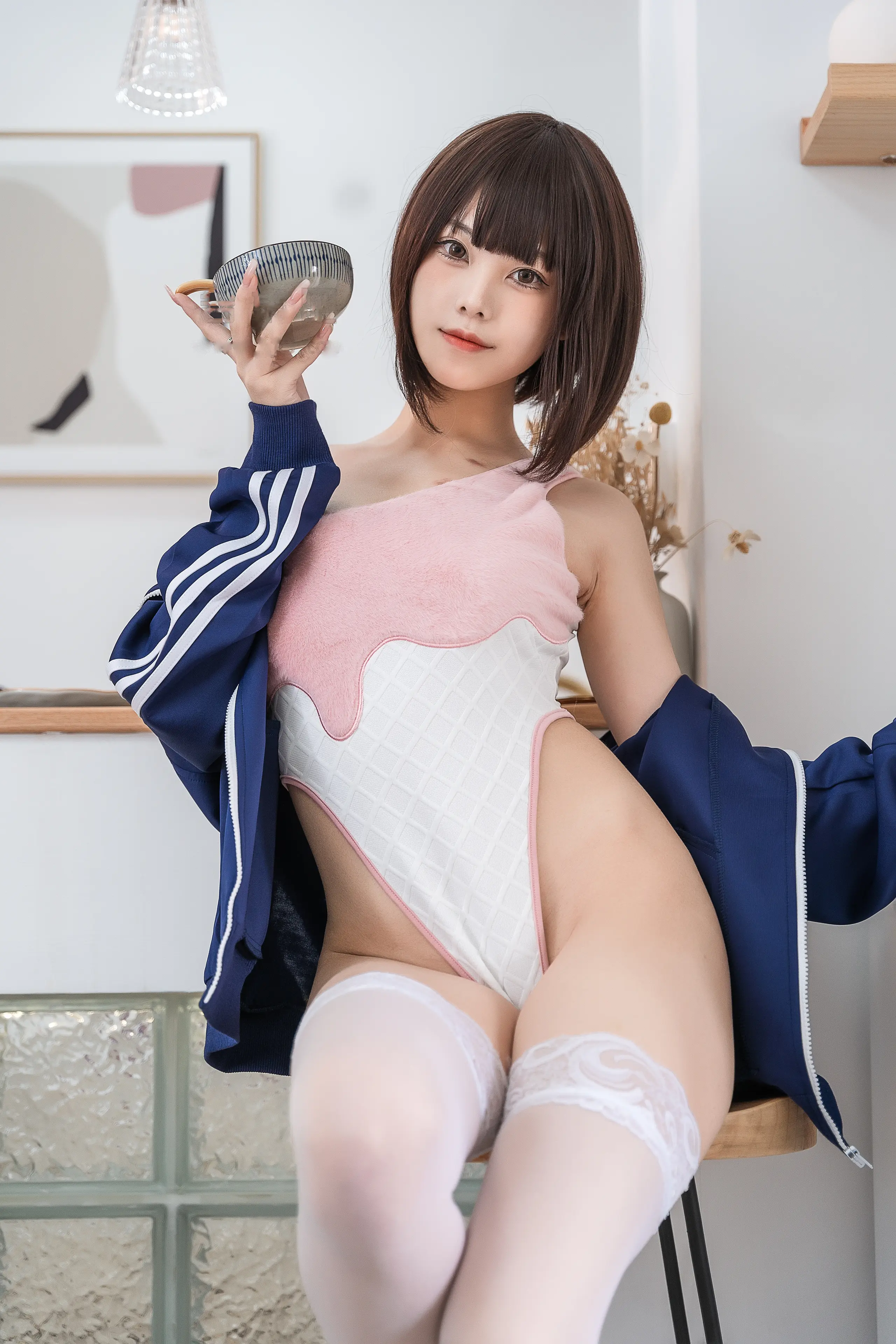 蜜汁猫裘 粉色泳装 [36P]