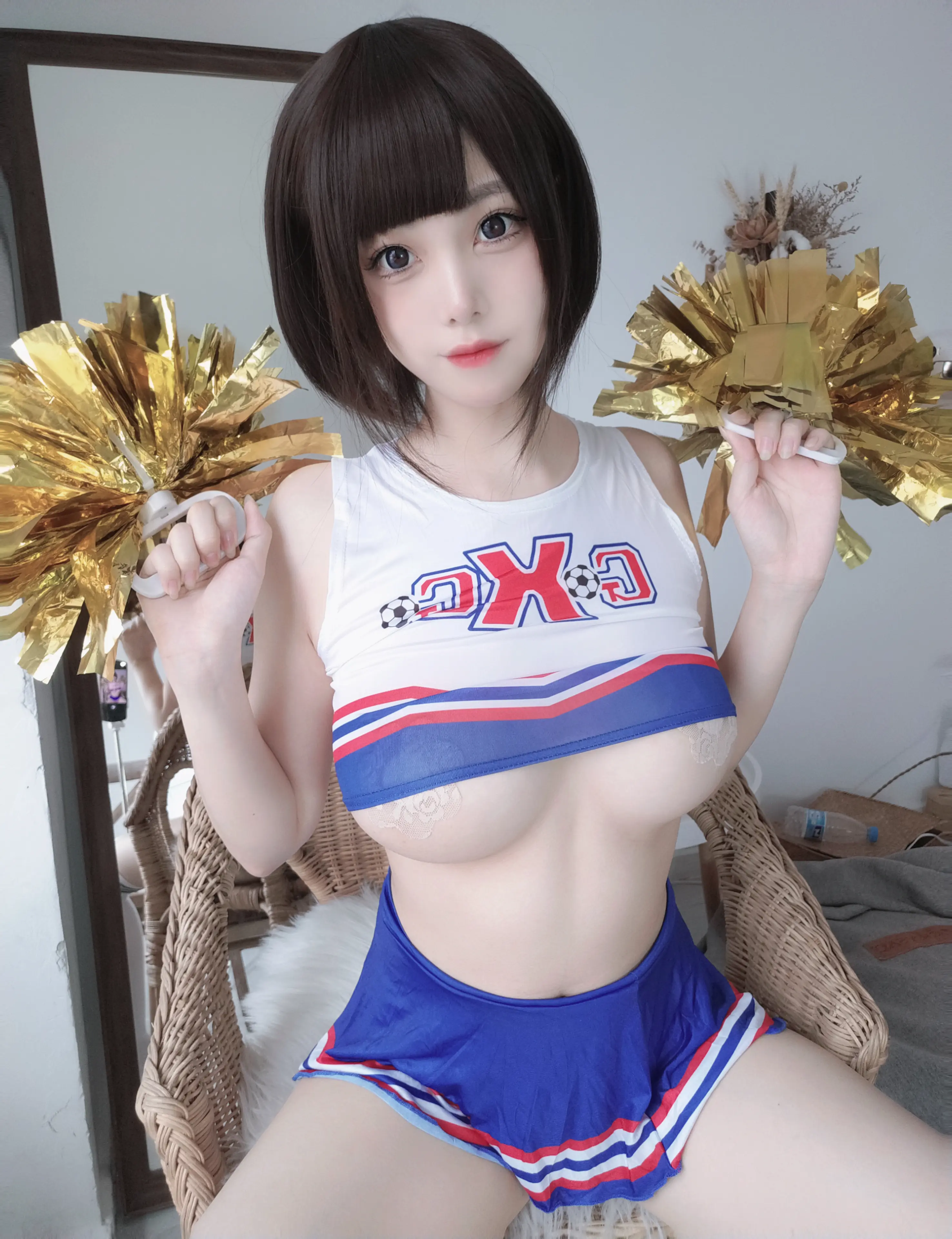 蜜汁猫裘 足球宝贝 [37P]