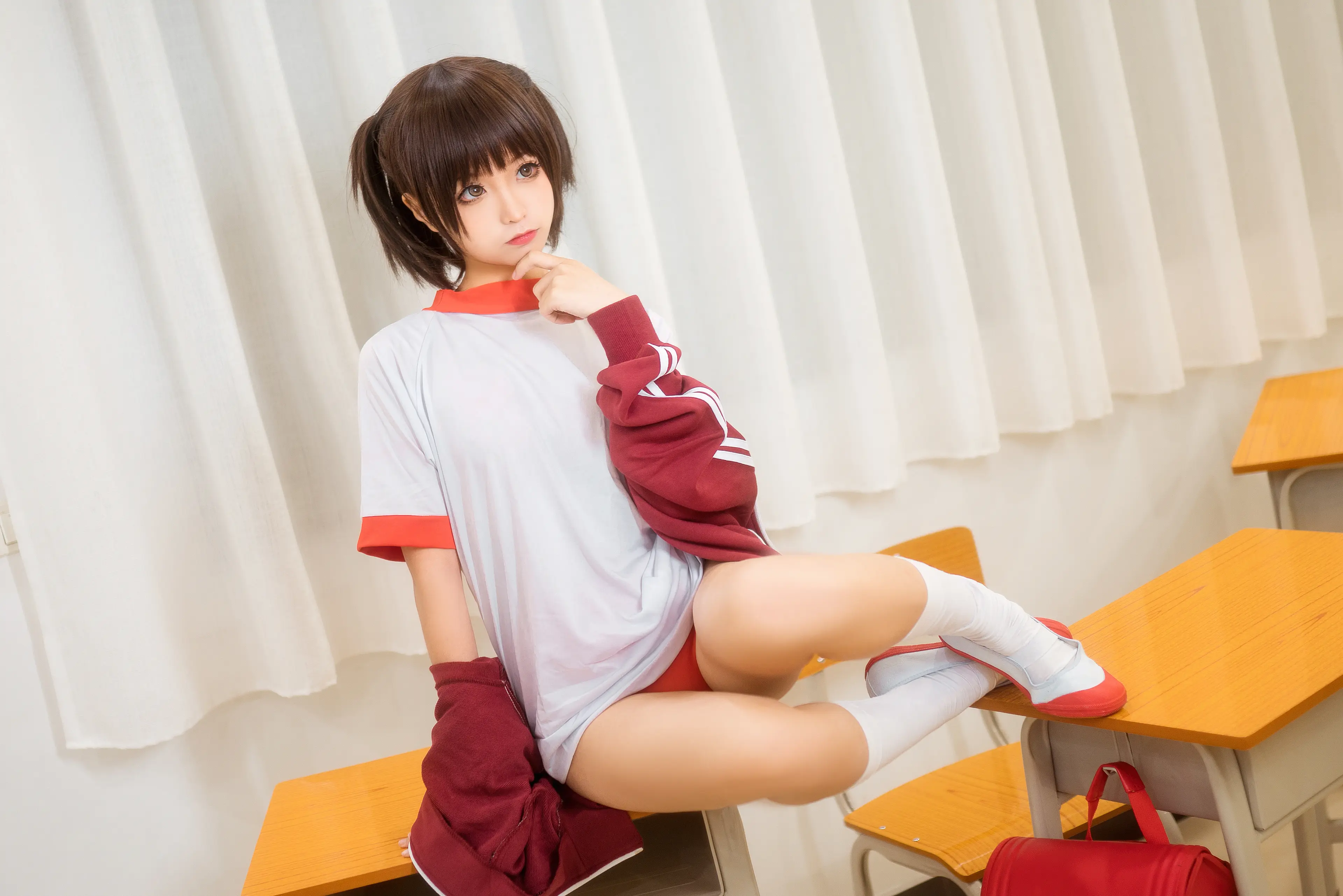 蠢沫沫 体操服红 [45P]