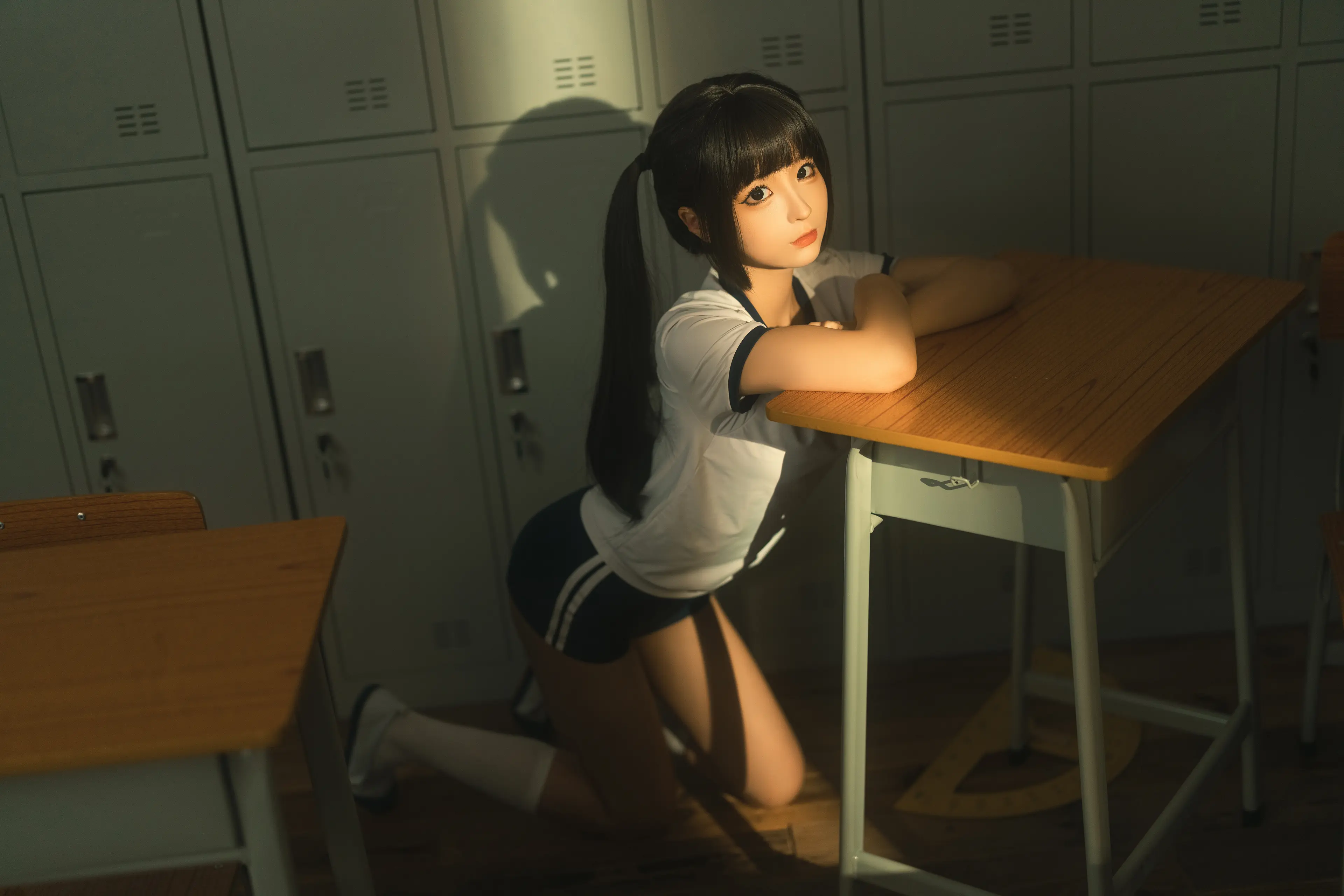 蠢沫沫 午后课间[ [33P]