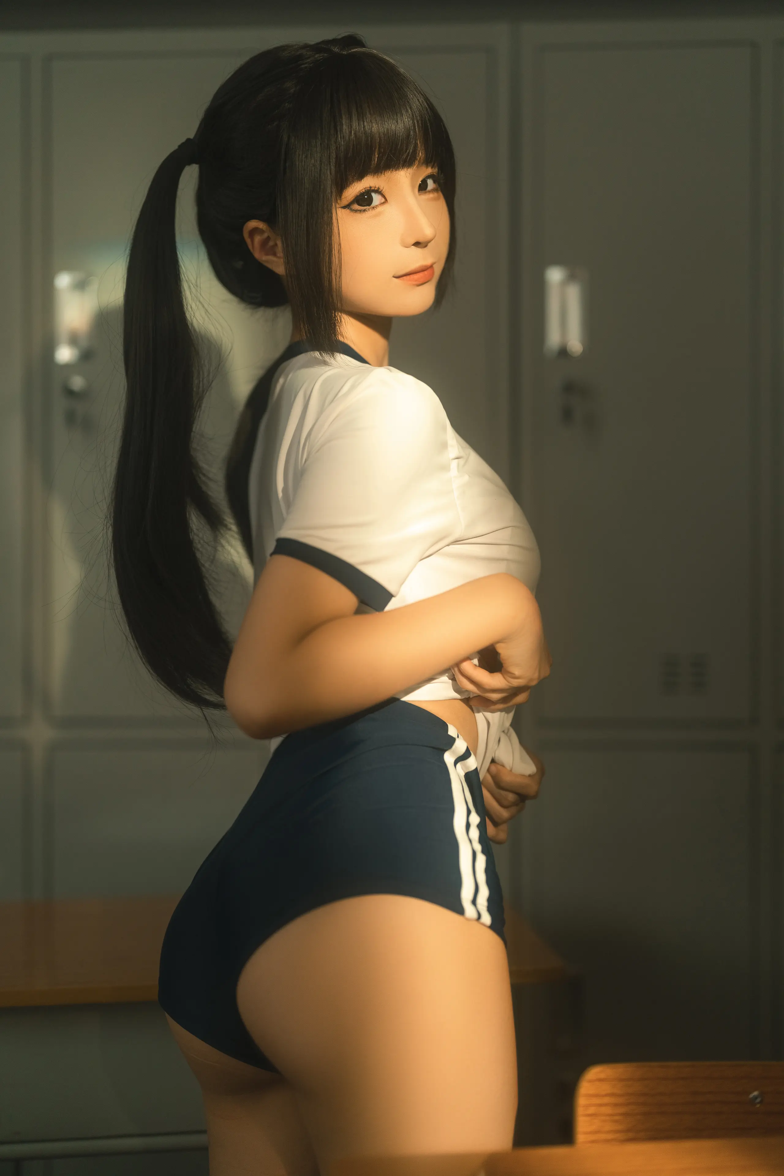 蠢沫沫 午后课间[ [33P]