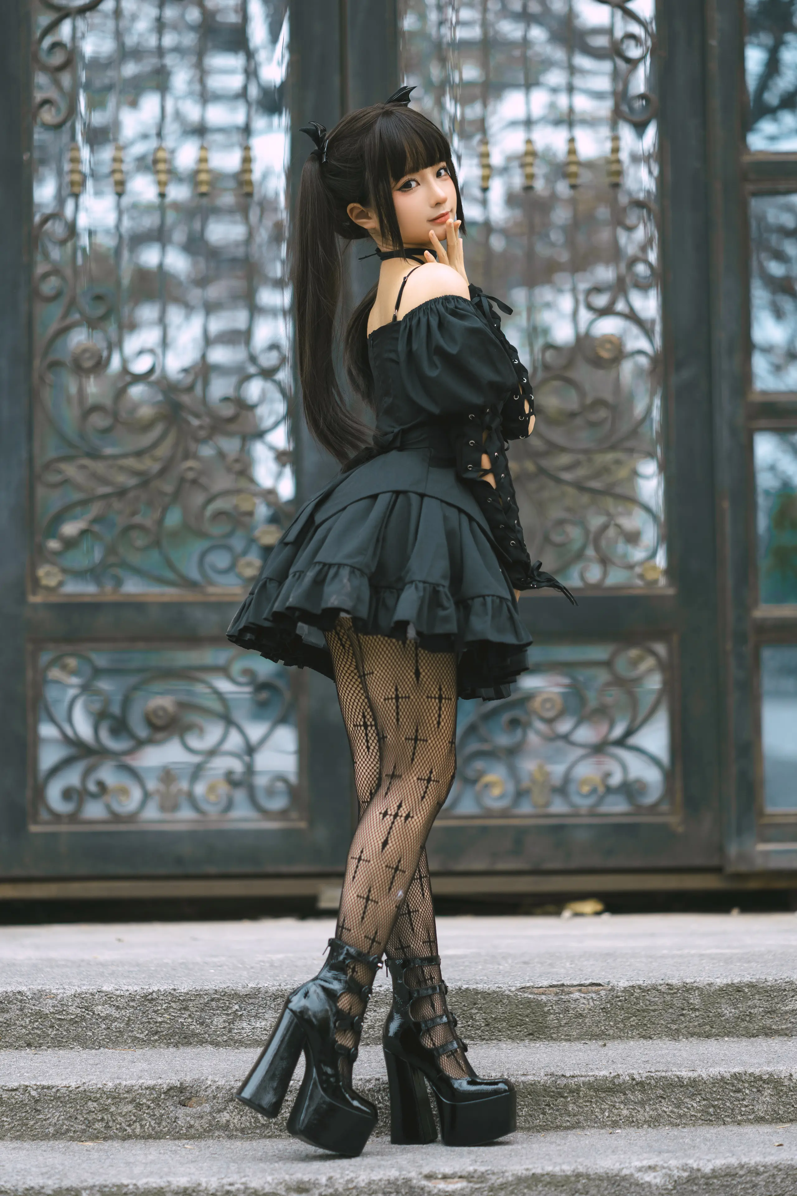 蠢沫沫 双马尾小恶魔 [16P]