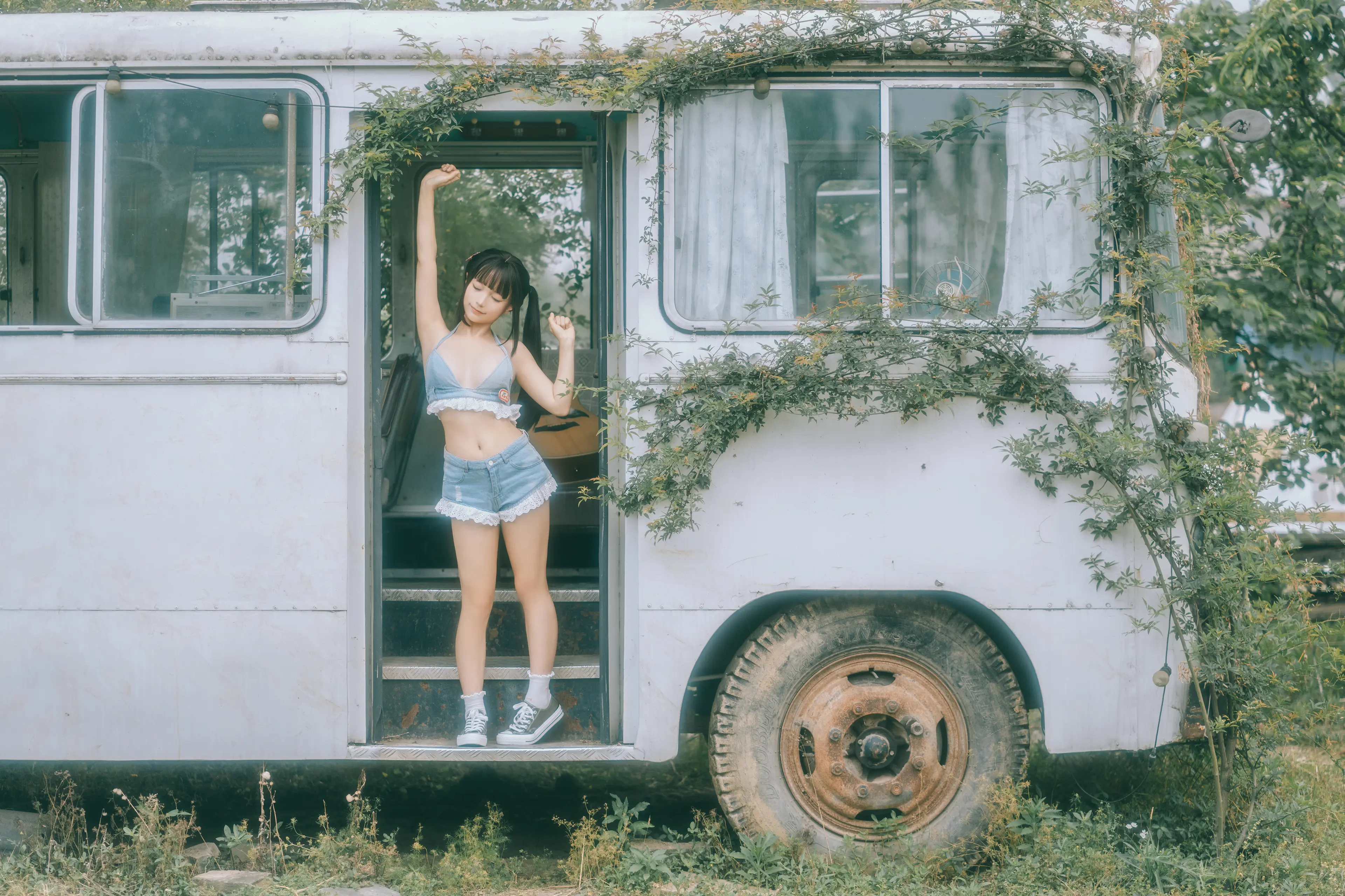 蠢沫沫 大巴车 [130P]