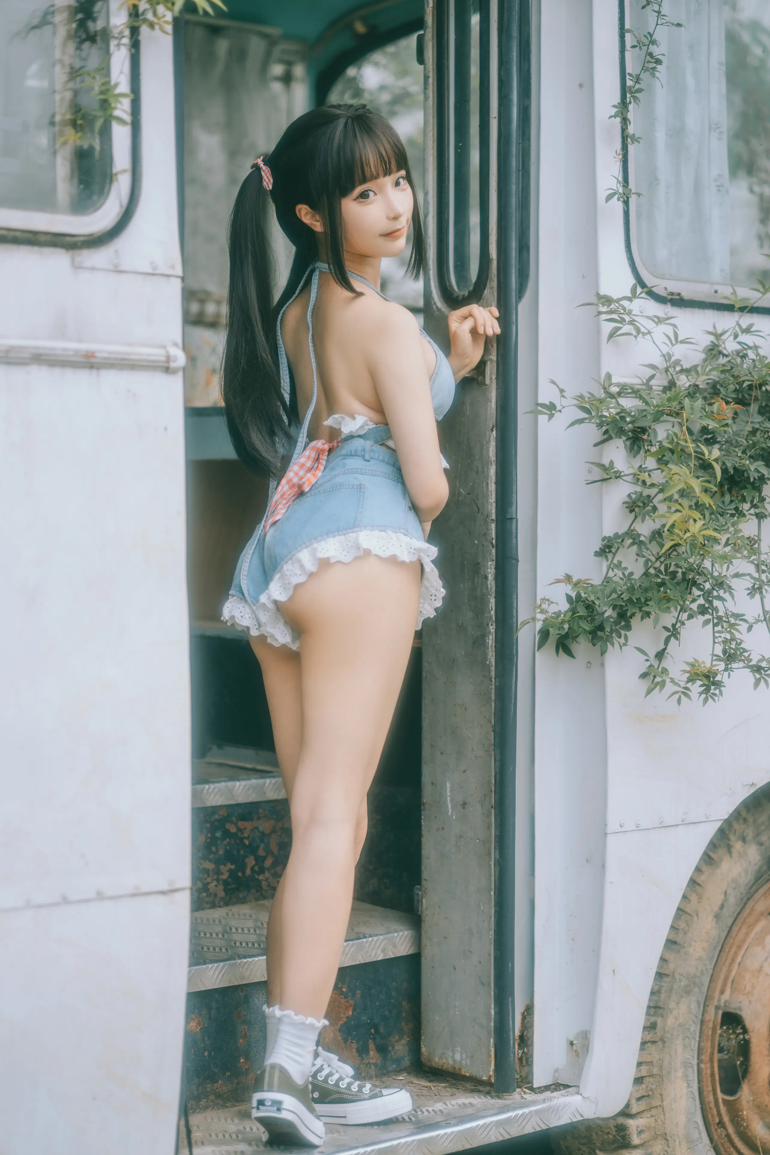 蠢沫沫 大巴车 [130P]