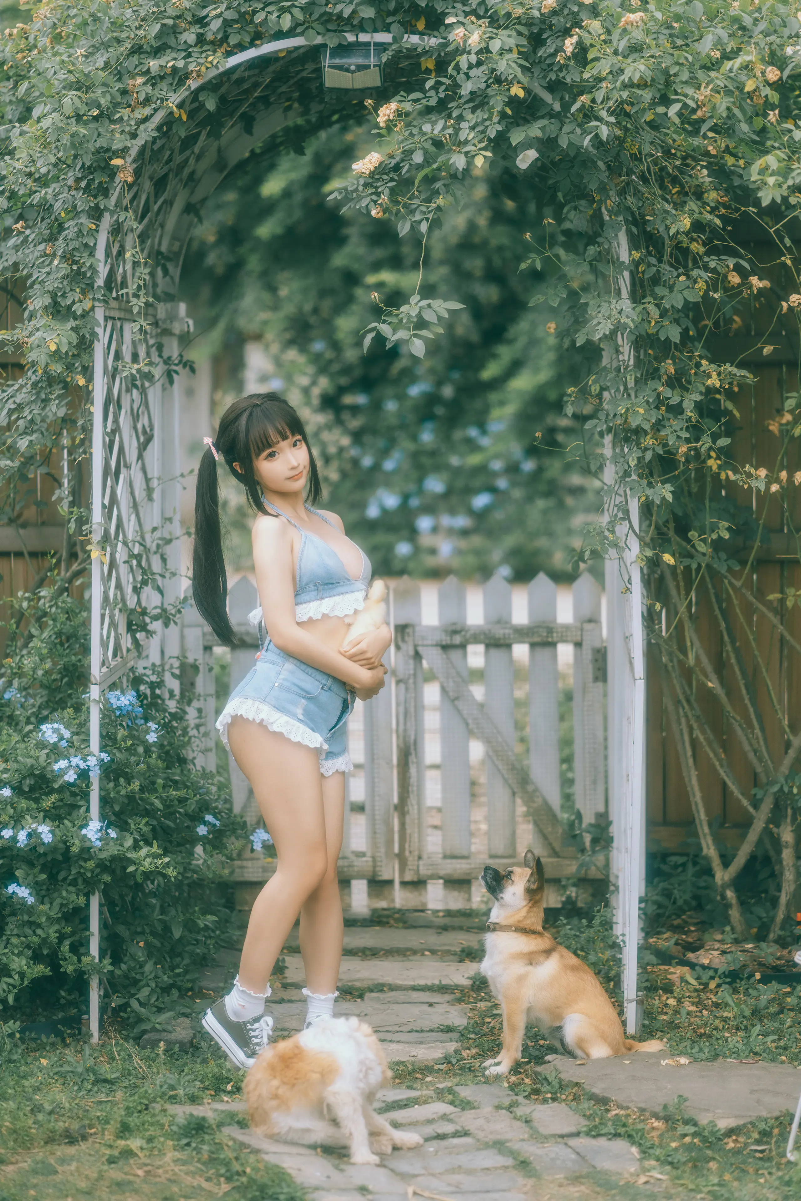 蠢沫沫 大巴车 [130P]