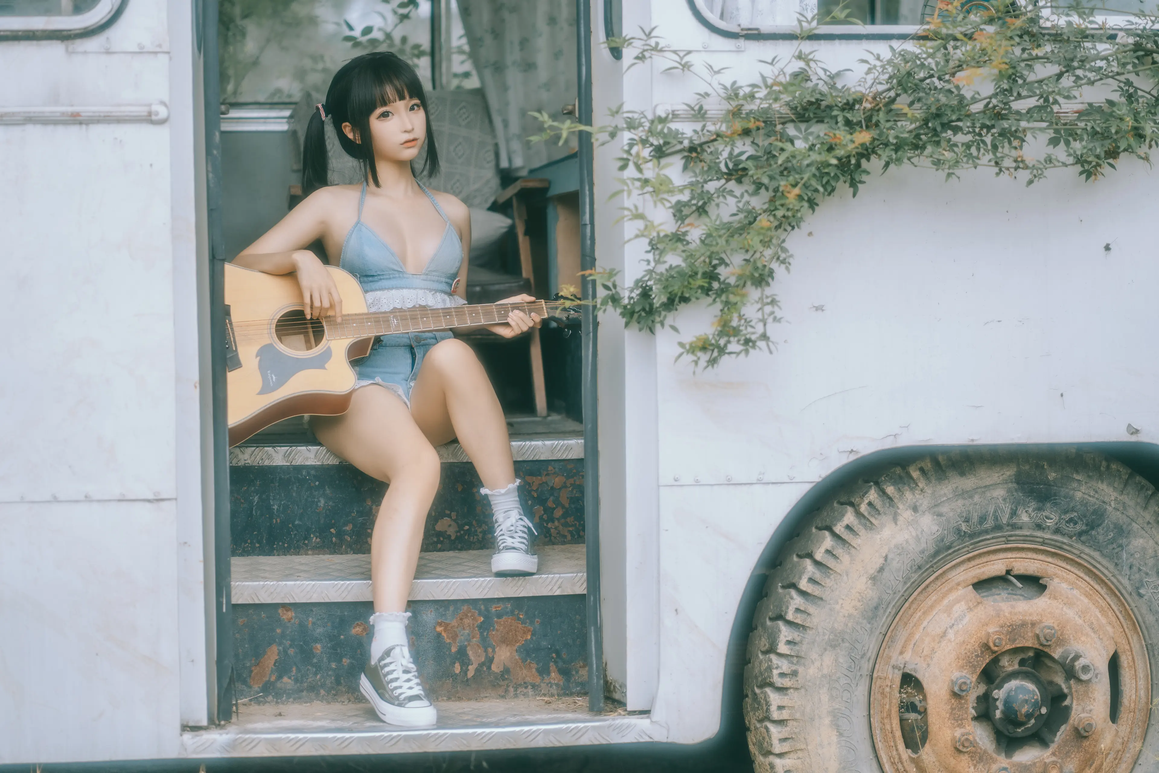 蠢沫沫 大巴车 [130P]