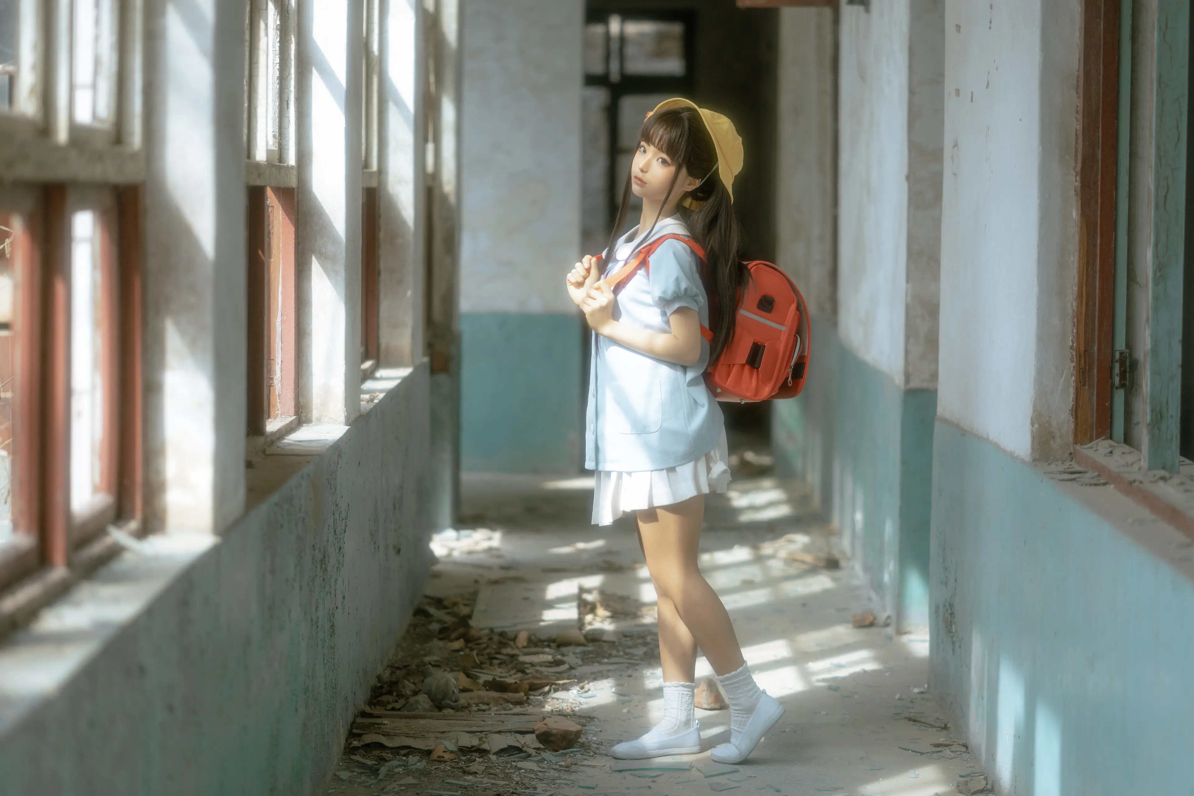 蠢沫沫 小黄帽 绅士版 [156P]