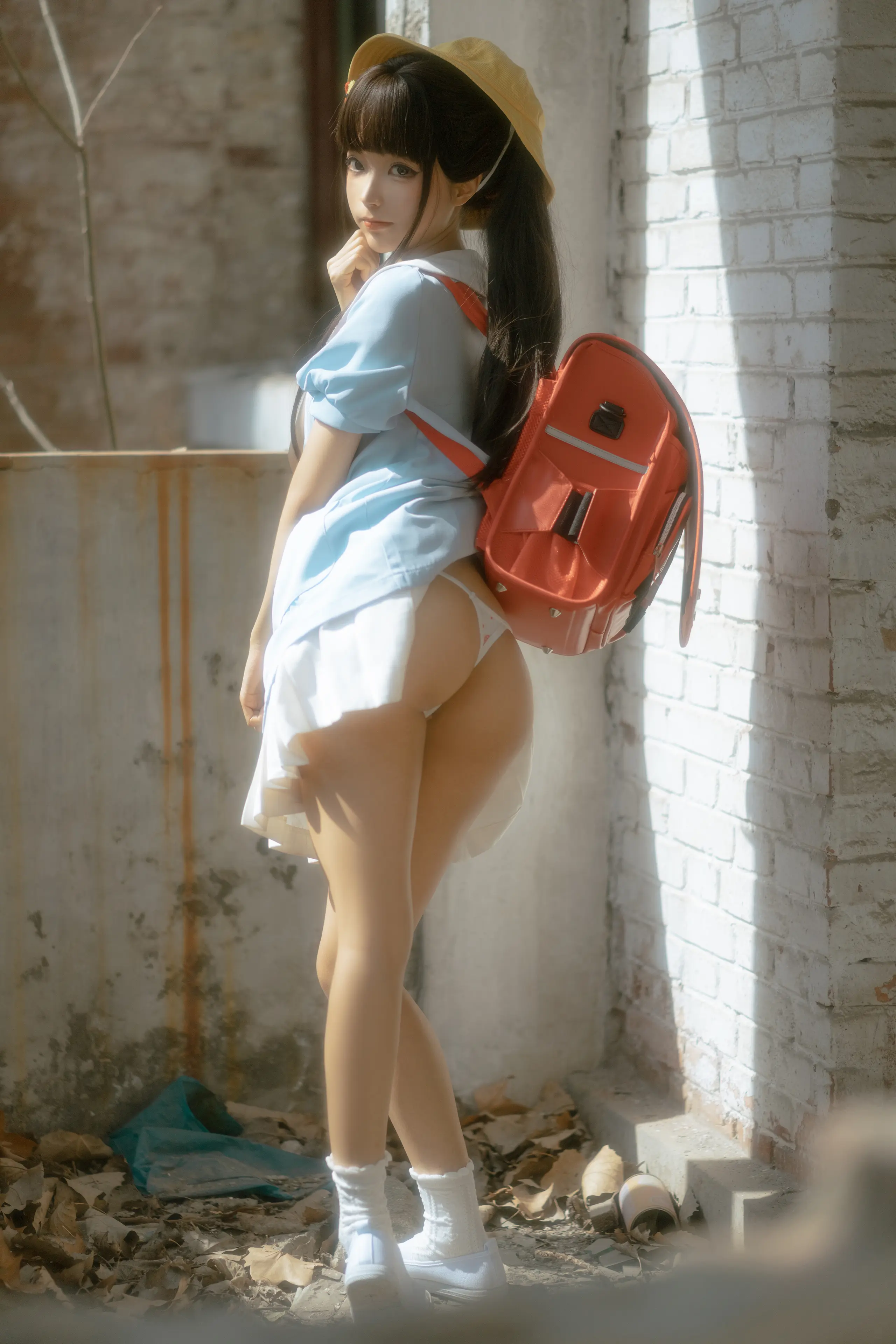 蠢沫沫 小黄帽 绅士版 [156P]