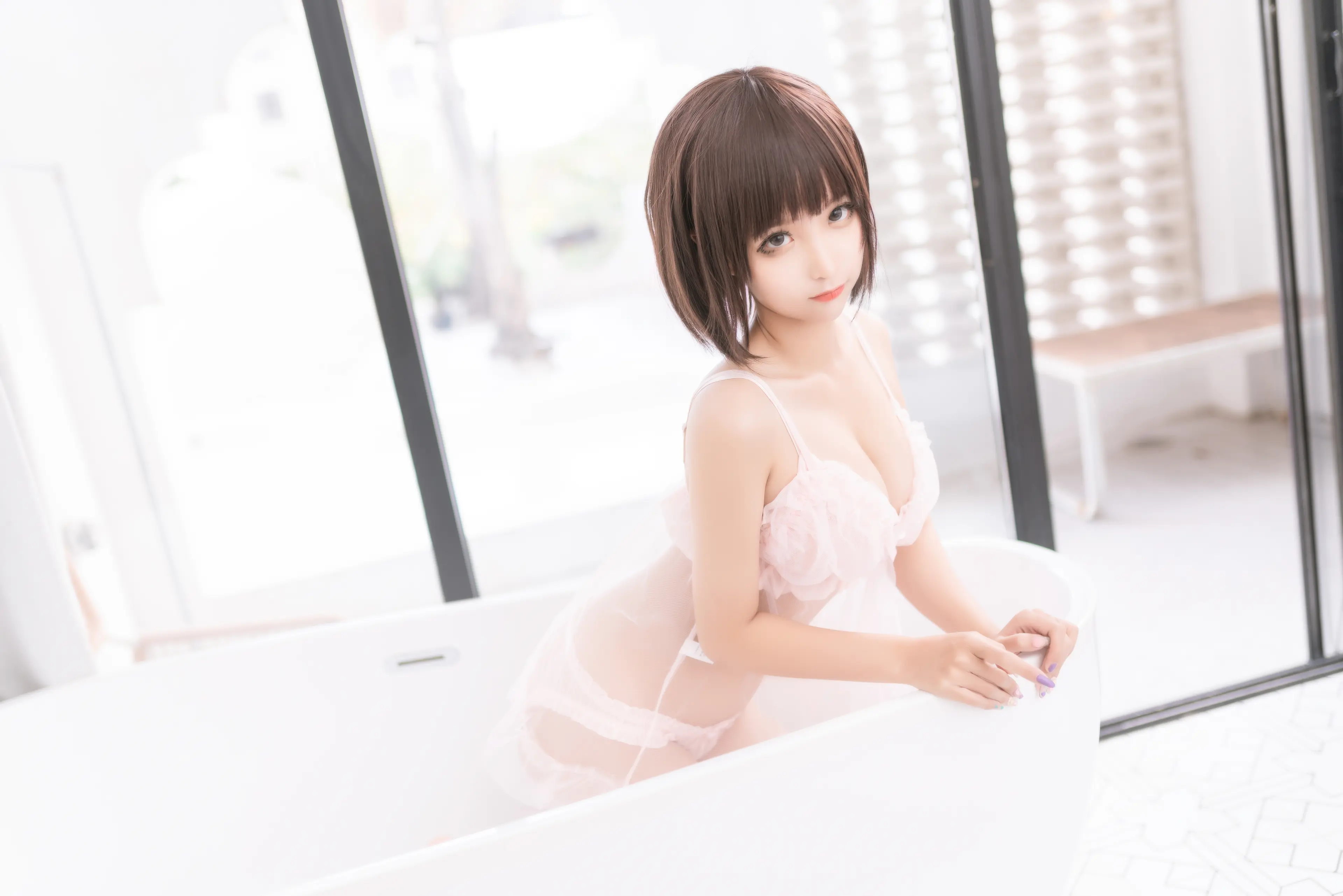 蠢沫沫 沫沫真爱版 粉纱 [40P]