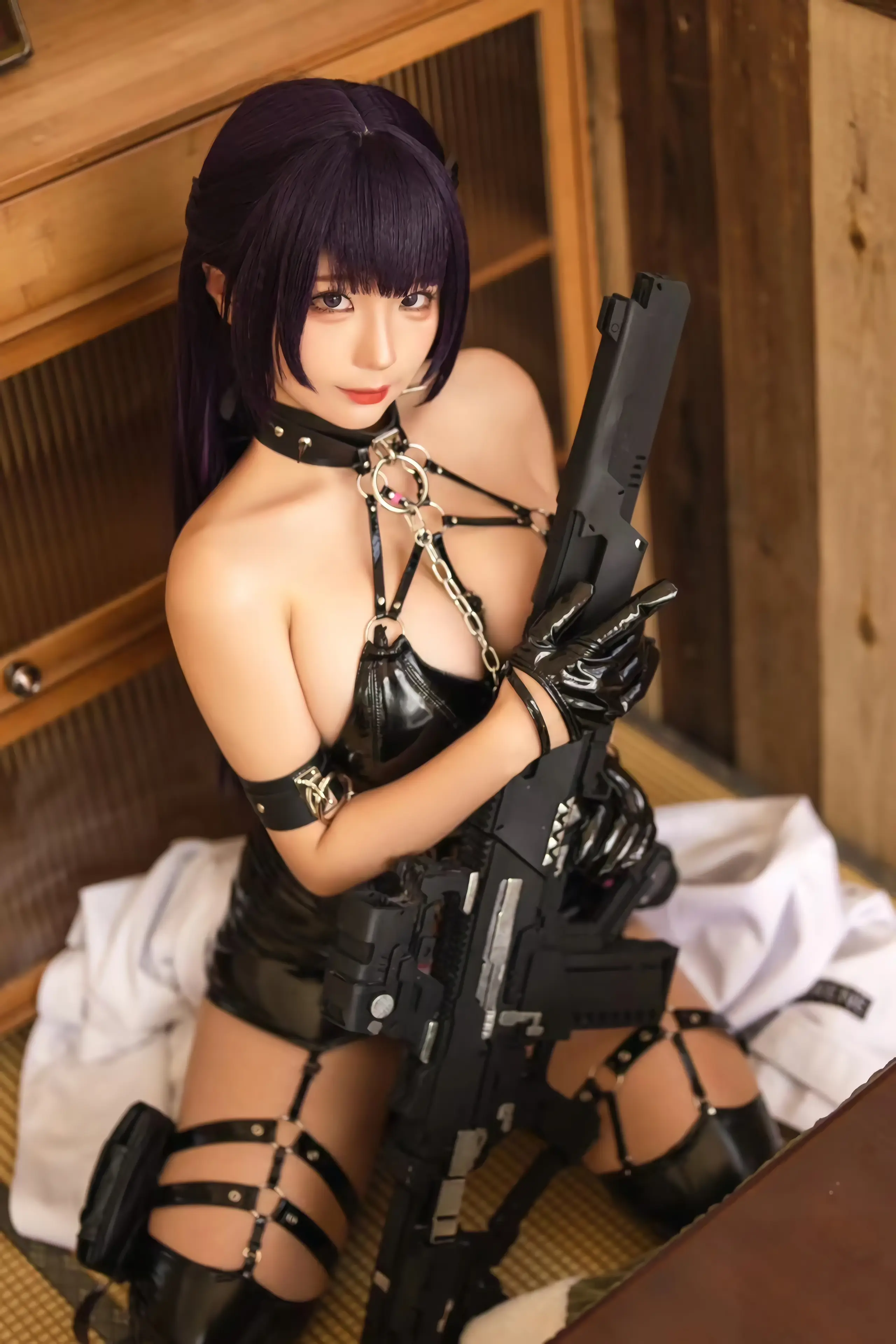 蠢沫沫 米哈拉女王 [9P]