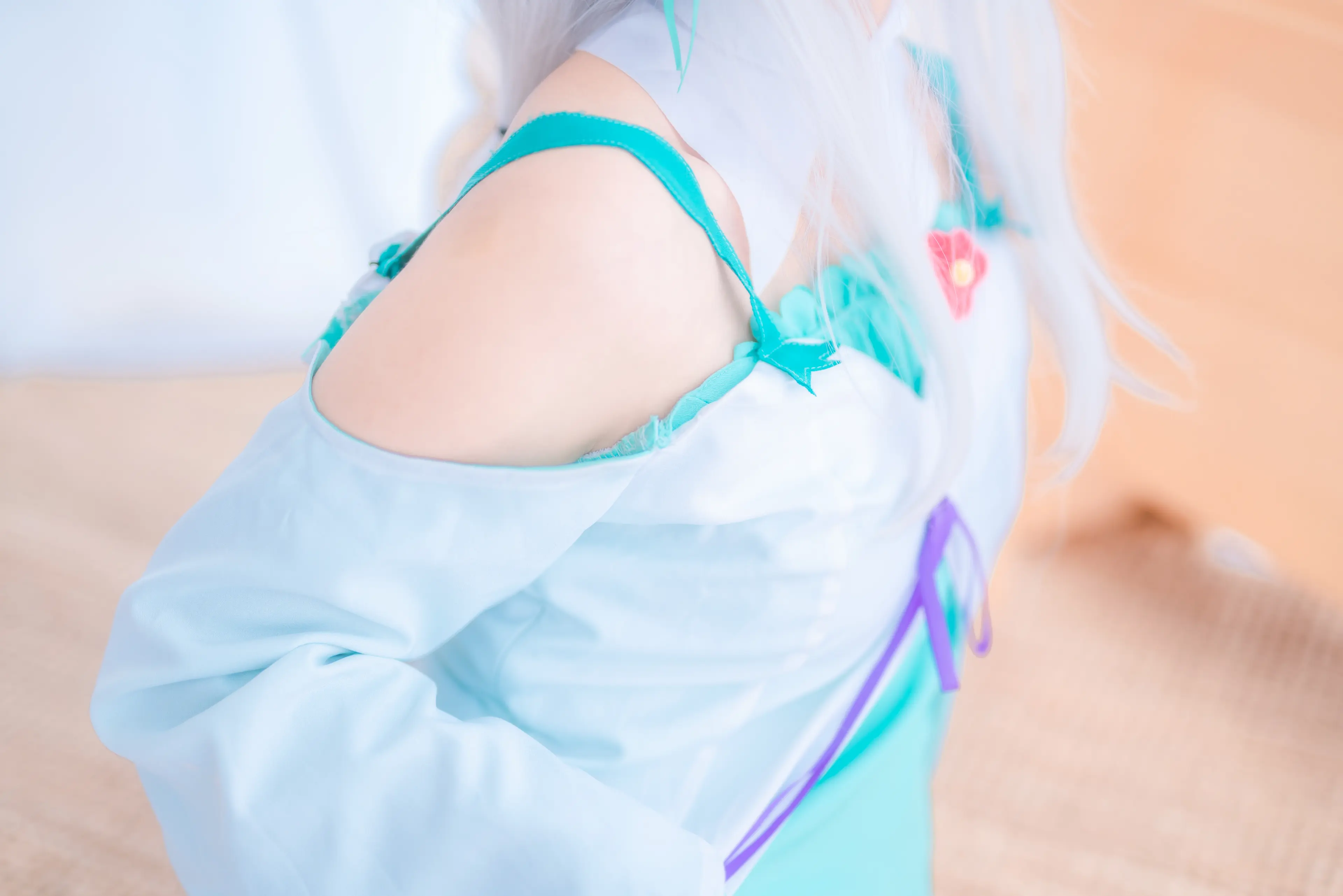 蠢沫沫 绿睡衣 [40P]