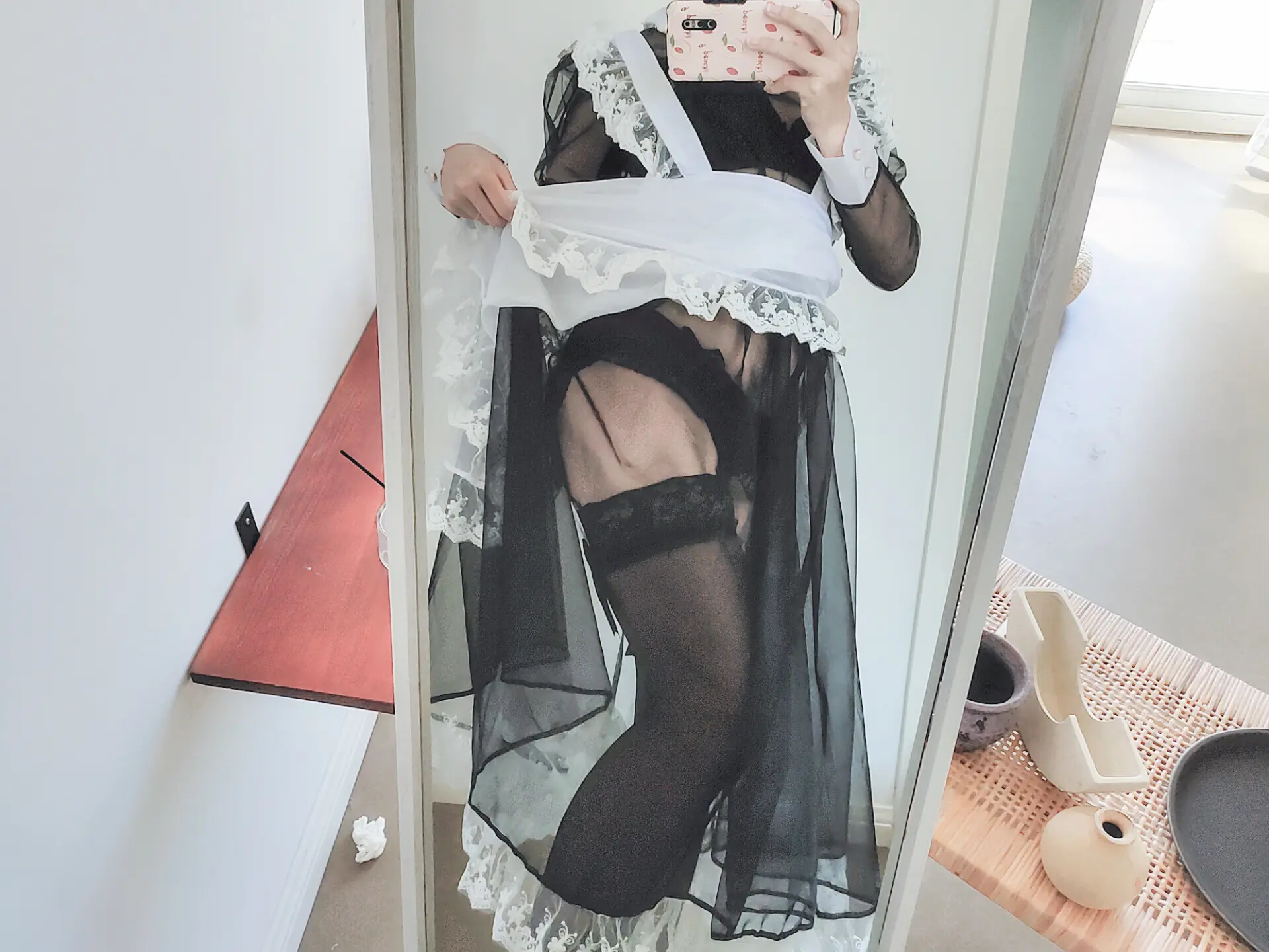 蠢沫沫 透明女仆自拍 [35P]