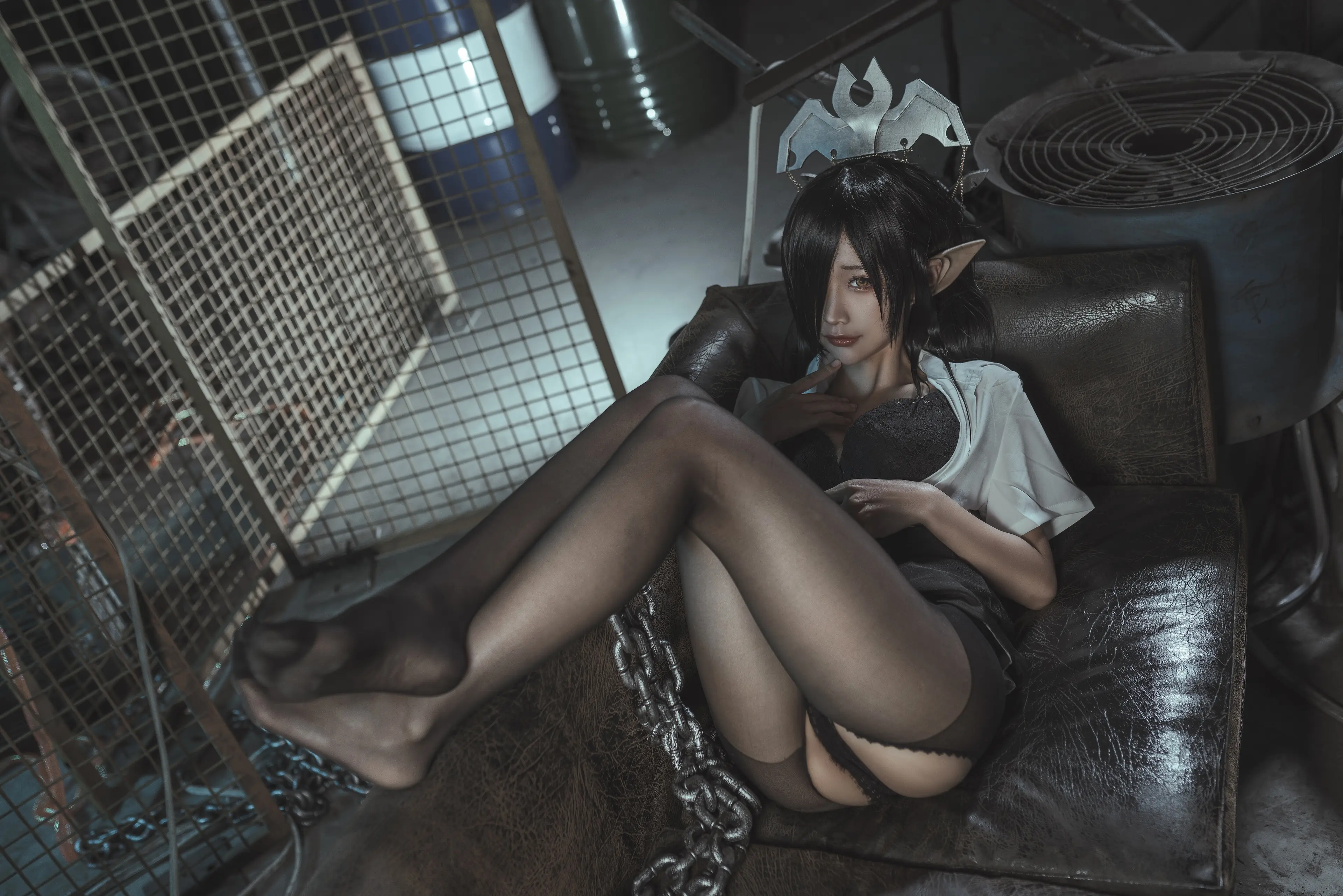 蠢沫沫 黑兽 女王 OL制服 [56P]