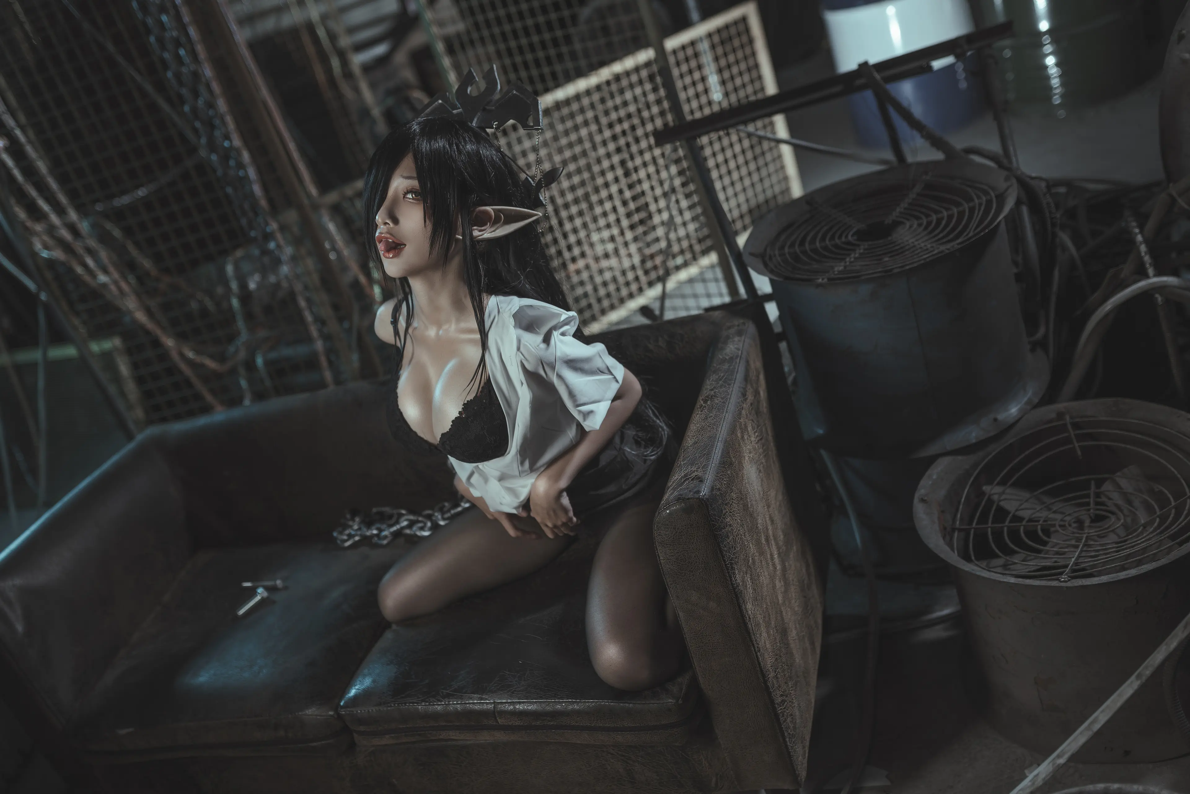 蠢沫沫 黑兽 女王 OL制服 [56P]