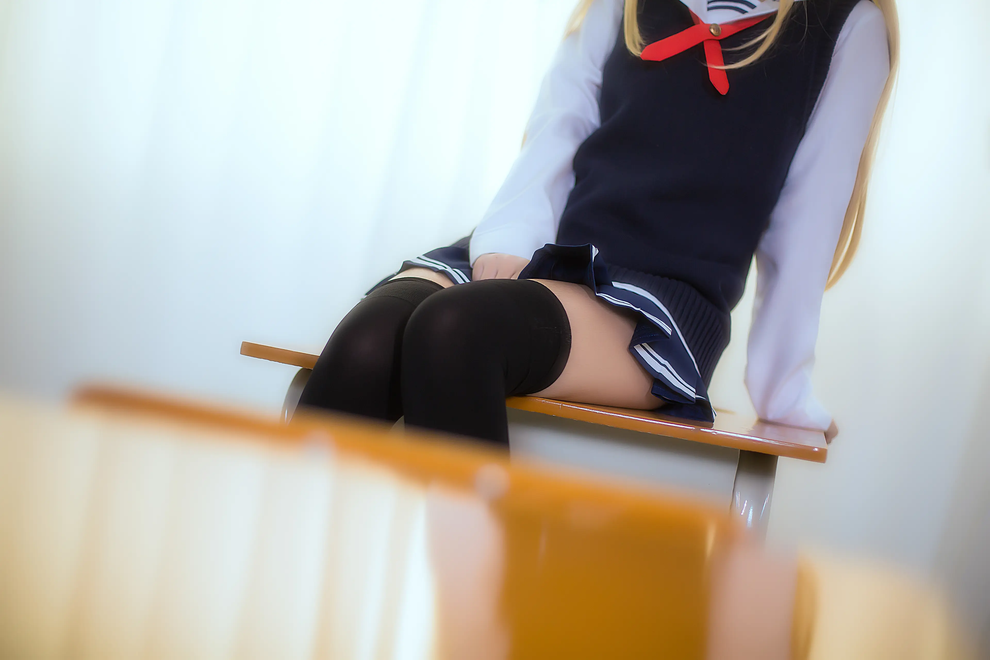 鬼畜瑶在不在 英梨梨短裙校服 [15P]