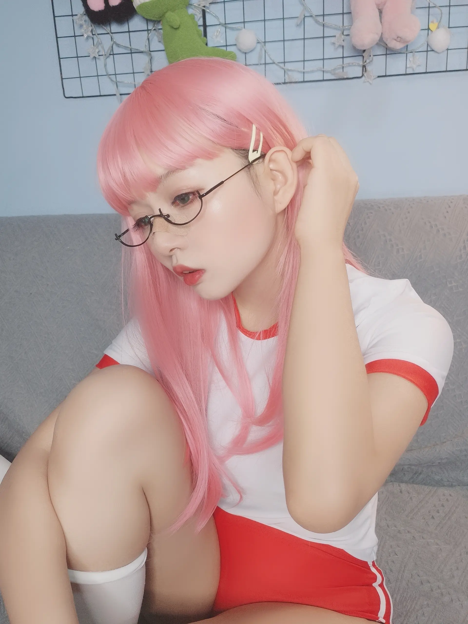 黑猫猫 体操服自拍 [16P]