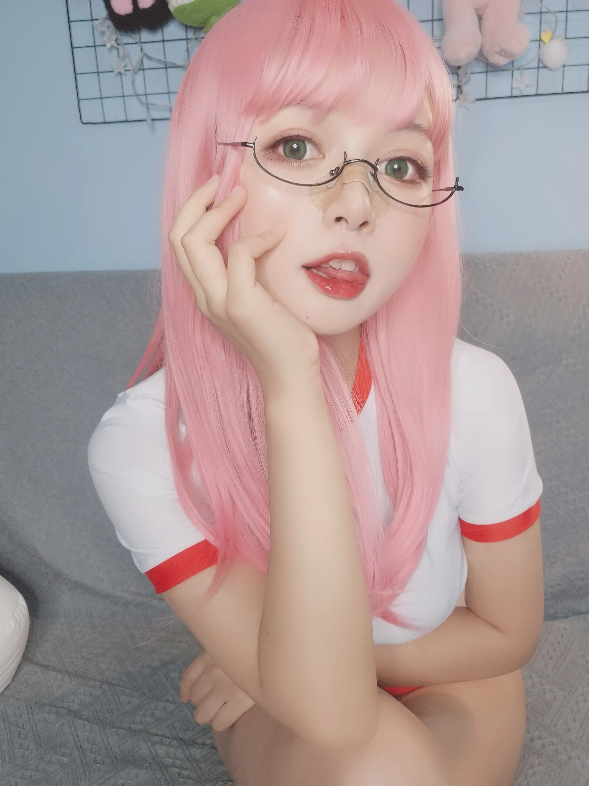 黑猫猫 体操服自拍 [16P]