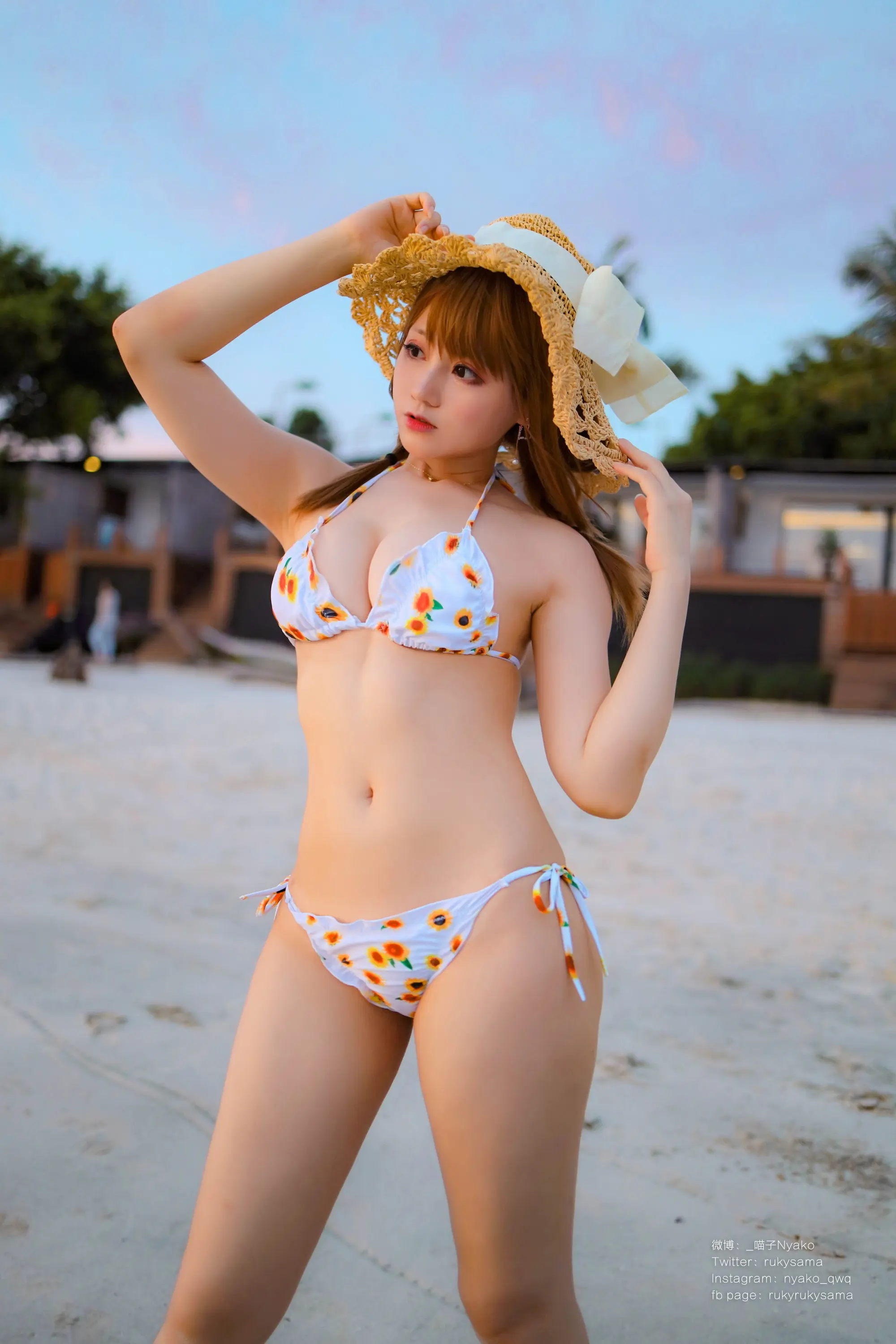 Nyako喵子 向日葵比基尼 [66P]