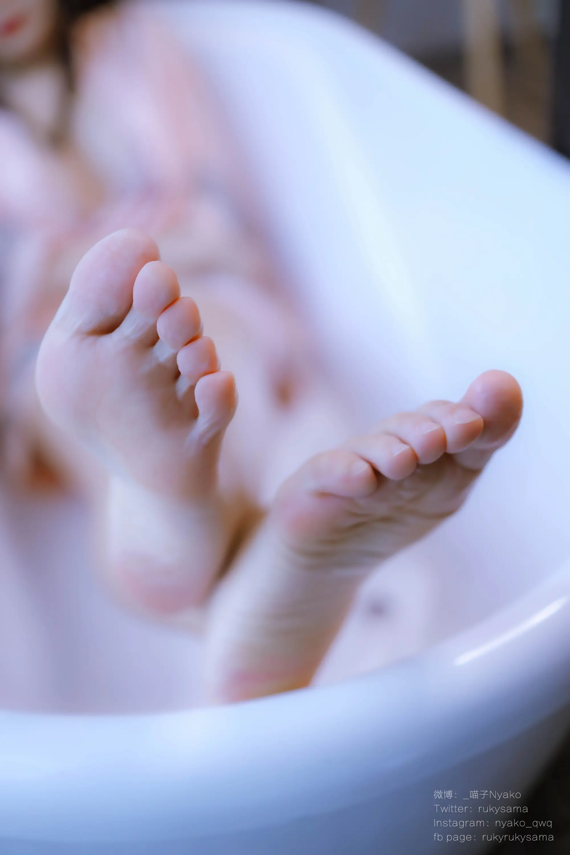 Nyako喵子 妄想彼女との同棲生活2 丝绸睡衣 [80P]