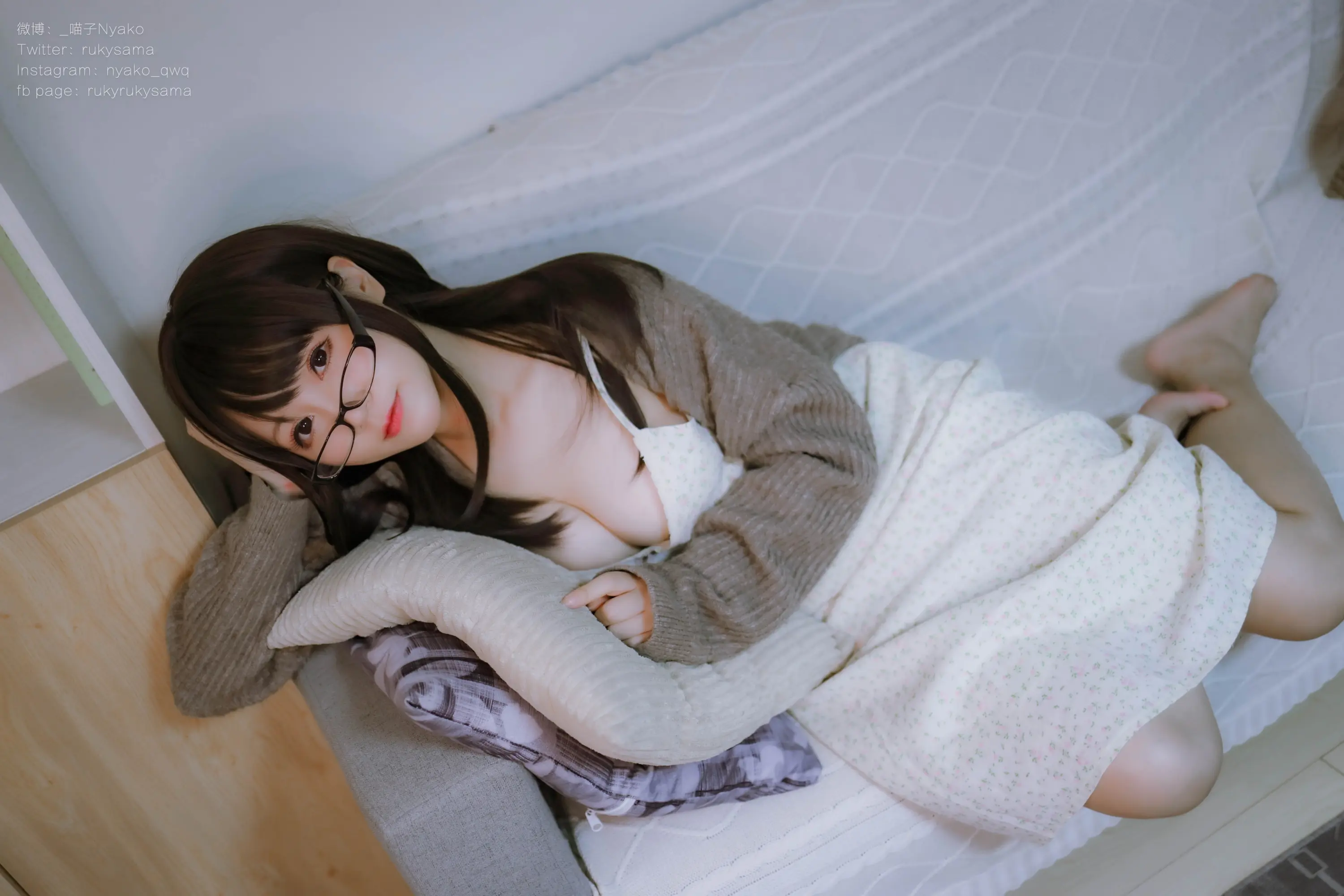 Nyako喵子 妄想彼女との同棲生活2 便服 [73P]