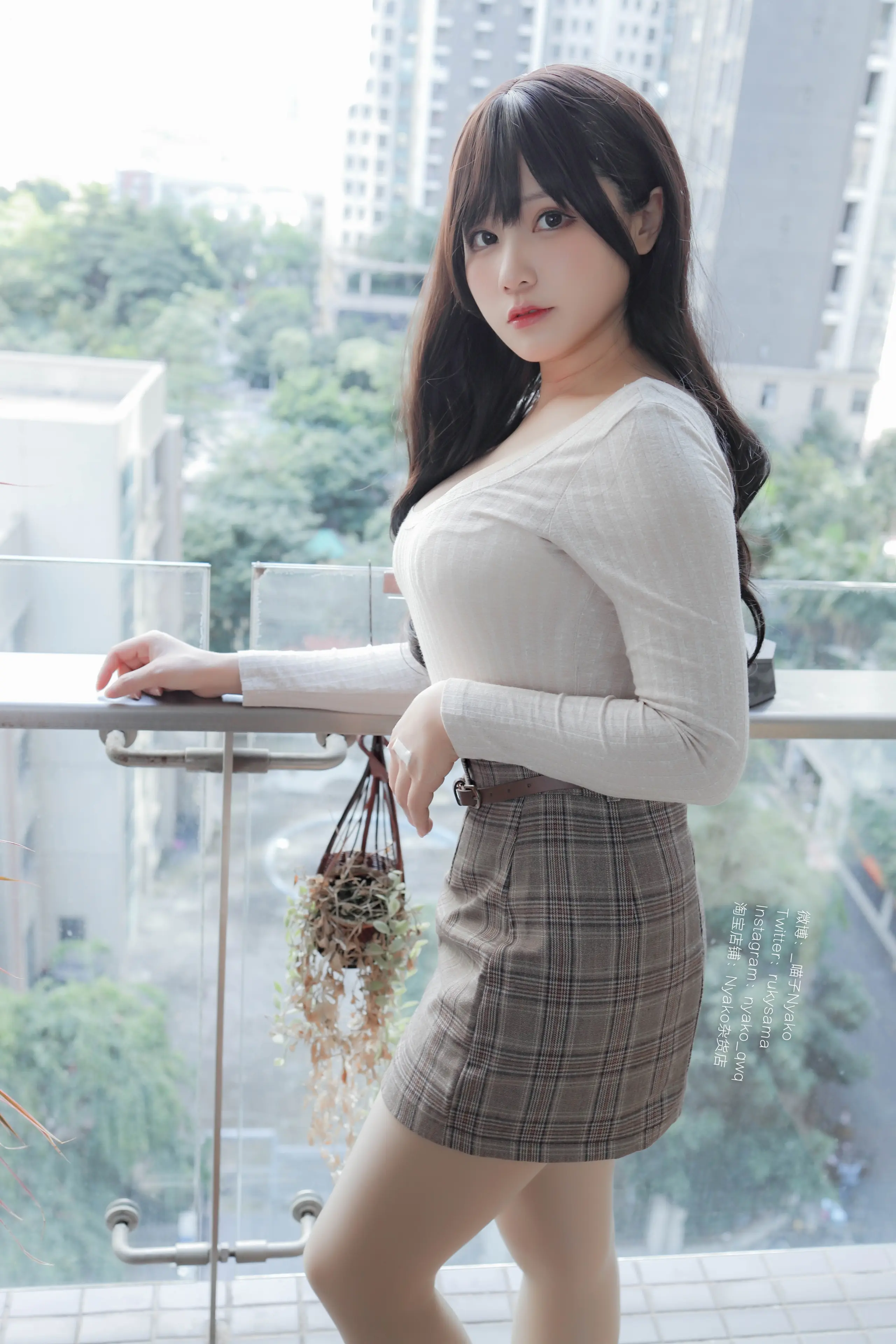 Nyako喵子 姐姐的居家假日 [89P]