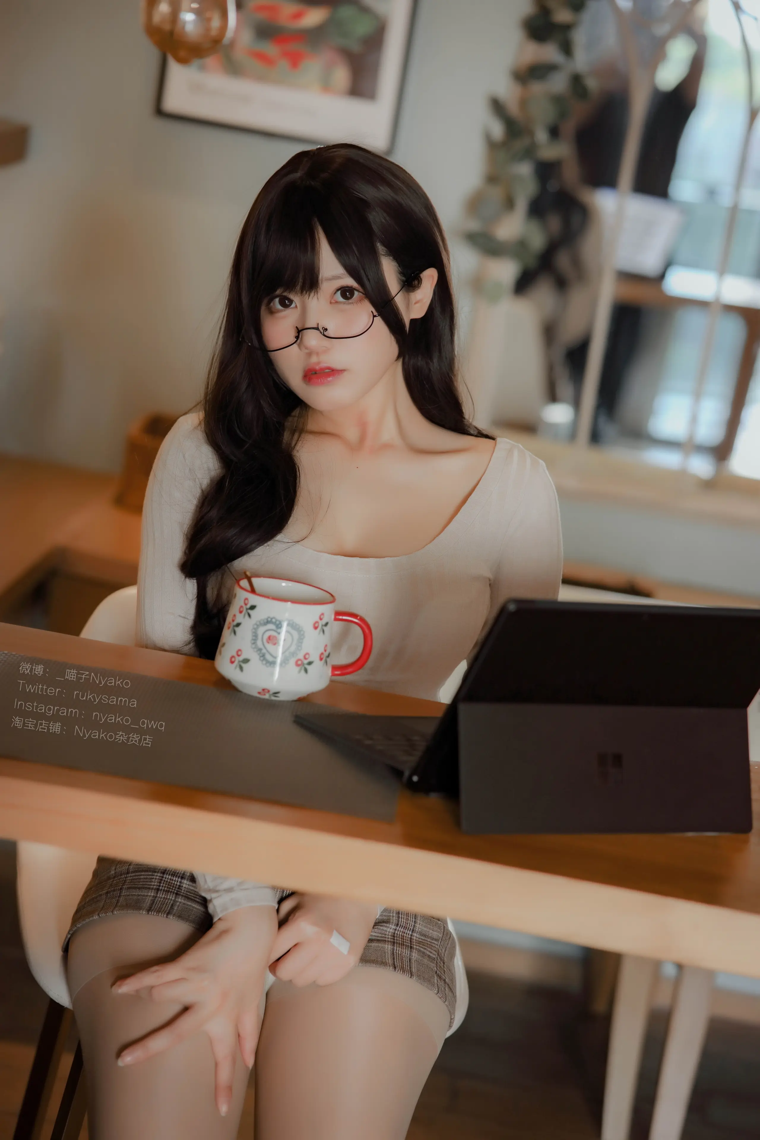 Nyako喵子 姐姐的居家假日 [89P]