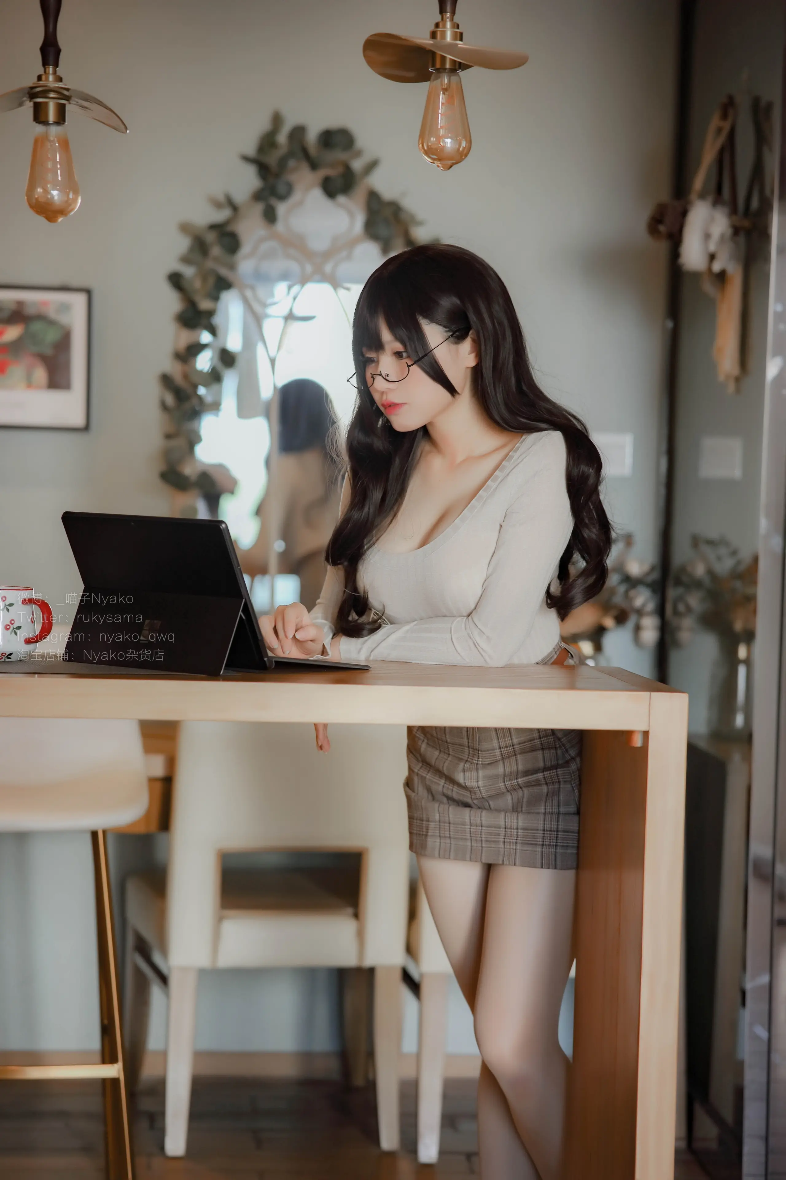 Nyako喵子 姐姐的居家假日 [89P]