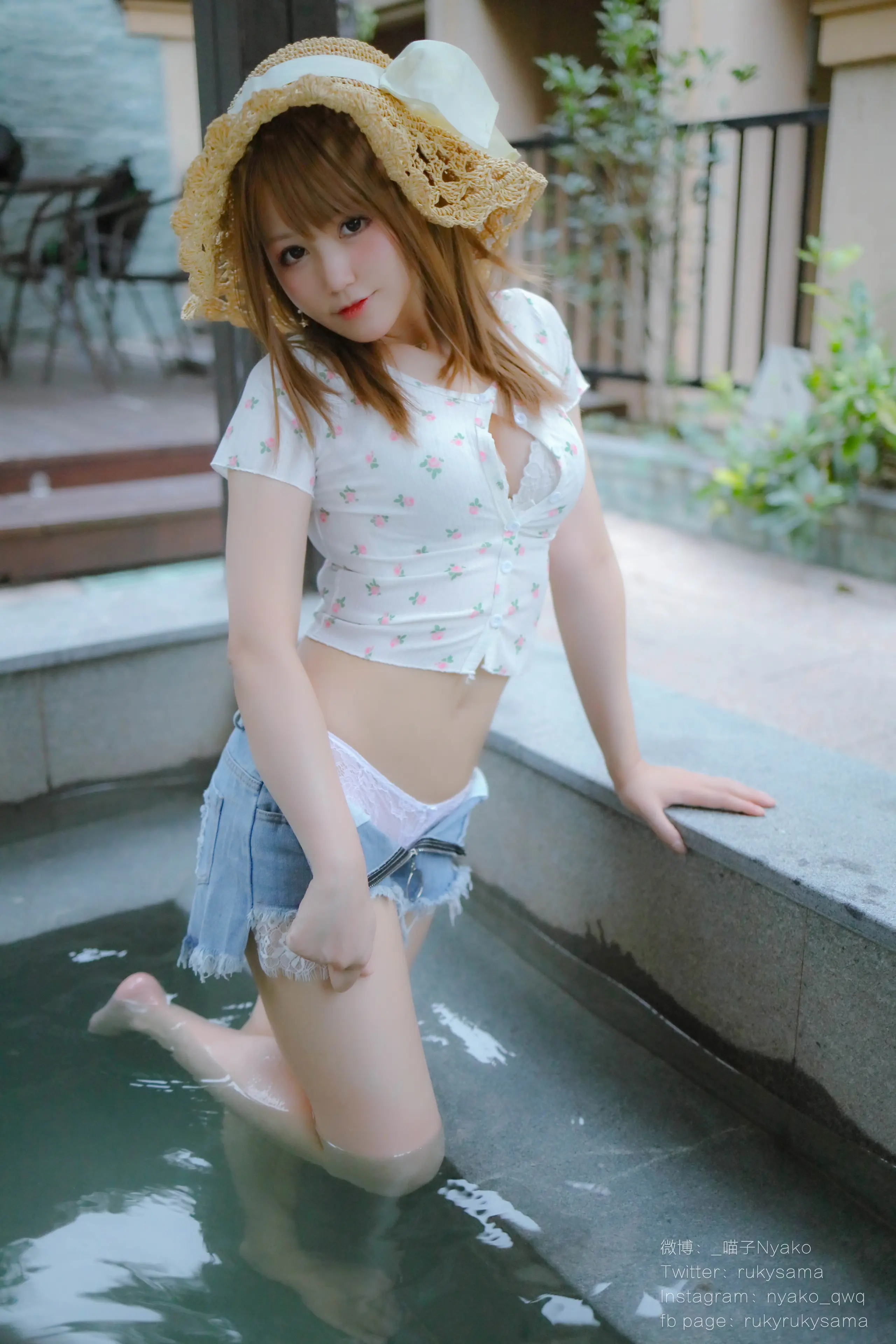 Nyako喵子 温泉旅行 [225P]