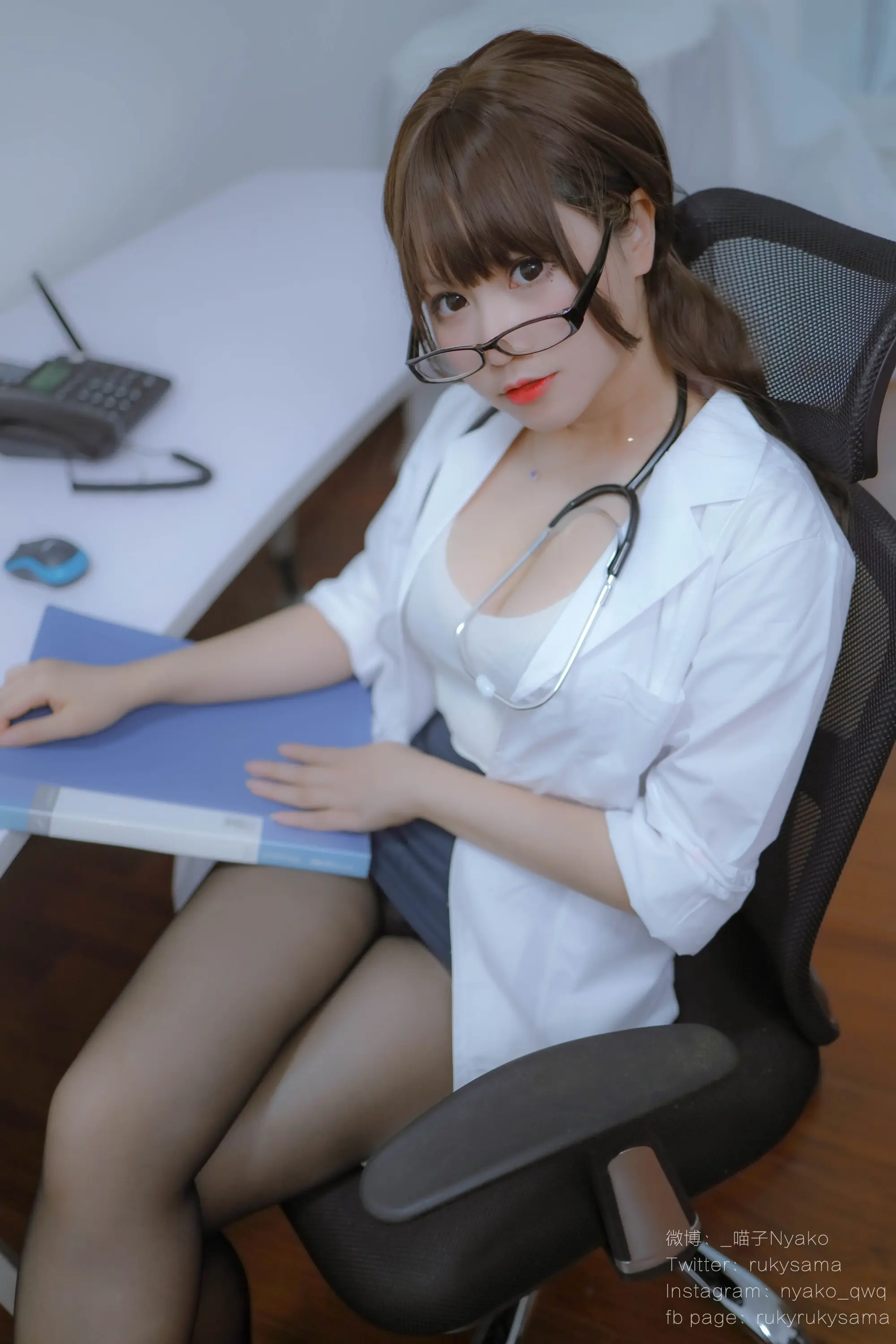 Nyako喵子 秘密病棟 [131P]